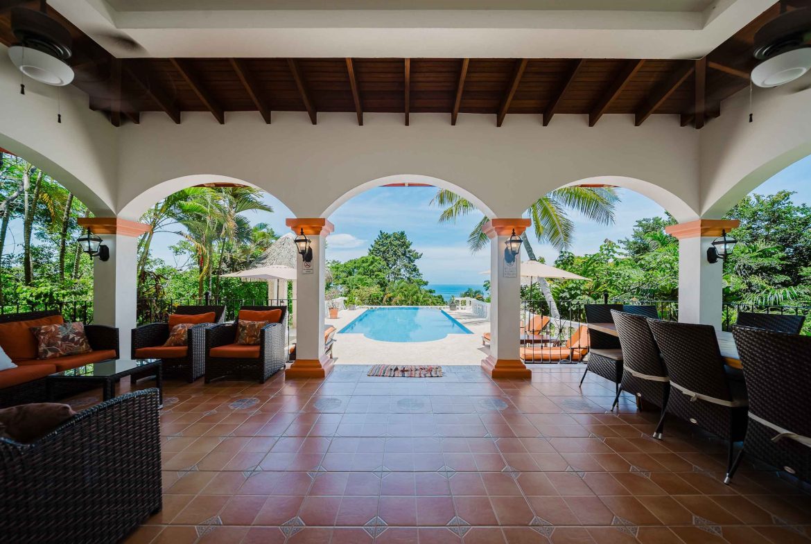 VILLA AMBIENTE BOUTIQUE HOTEL WITH NINE BEDROOMS IN THE MIDDLE OF THE NATURE IN DOMINICALITO – 11.9 ACRES
