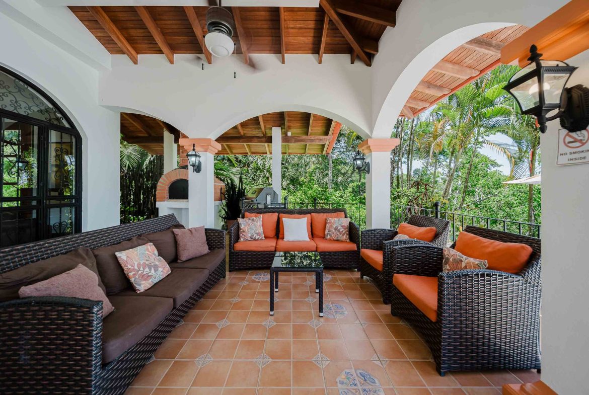 VILLA AMBIENTE BOUTIQUE HOTEL WITH NINE BEDROOMS IN THE MIDDLE OF THE NATURE IN DOMINICALITO – 11.9 ACRES