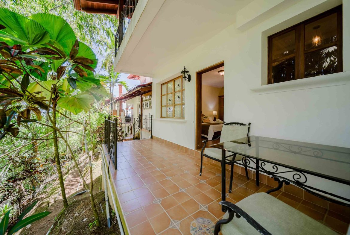 VILLA AMBIENTE BOUTIQUE HOTEL WITH NINE BEDROOMS IN THE MIDDLE OF THE NATURE IN DOMINICALITO – 11.9 ACRES