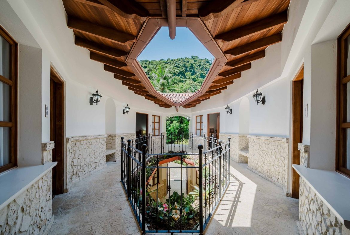 VILLA AMBIENTE BOUTIQUE HOTEL WITH NINE BEDROOMS IN THE MIDDLE OF THE NATURE IN DOMINICALITO – 11.9 ACRES