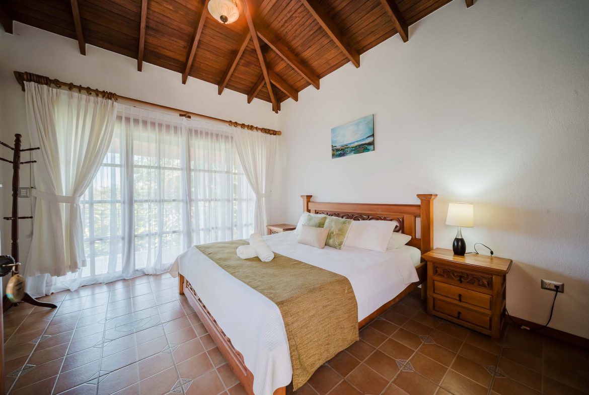 VILLA AMBIENTE BOUTIQUE HOTEL WITH NINE BEDROOMS IN THE MIDDLE OF THE NATURE IN DOMINICALITO – 11.9 ACRES