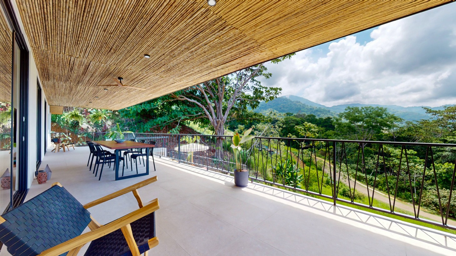 House for sale in Ojochal Costa Rica