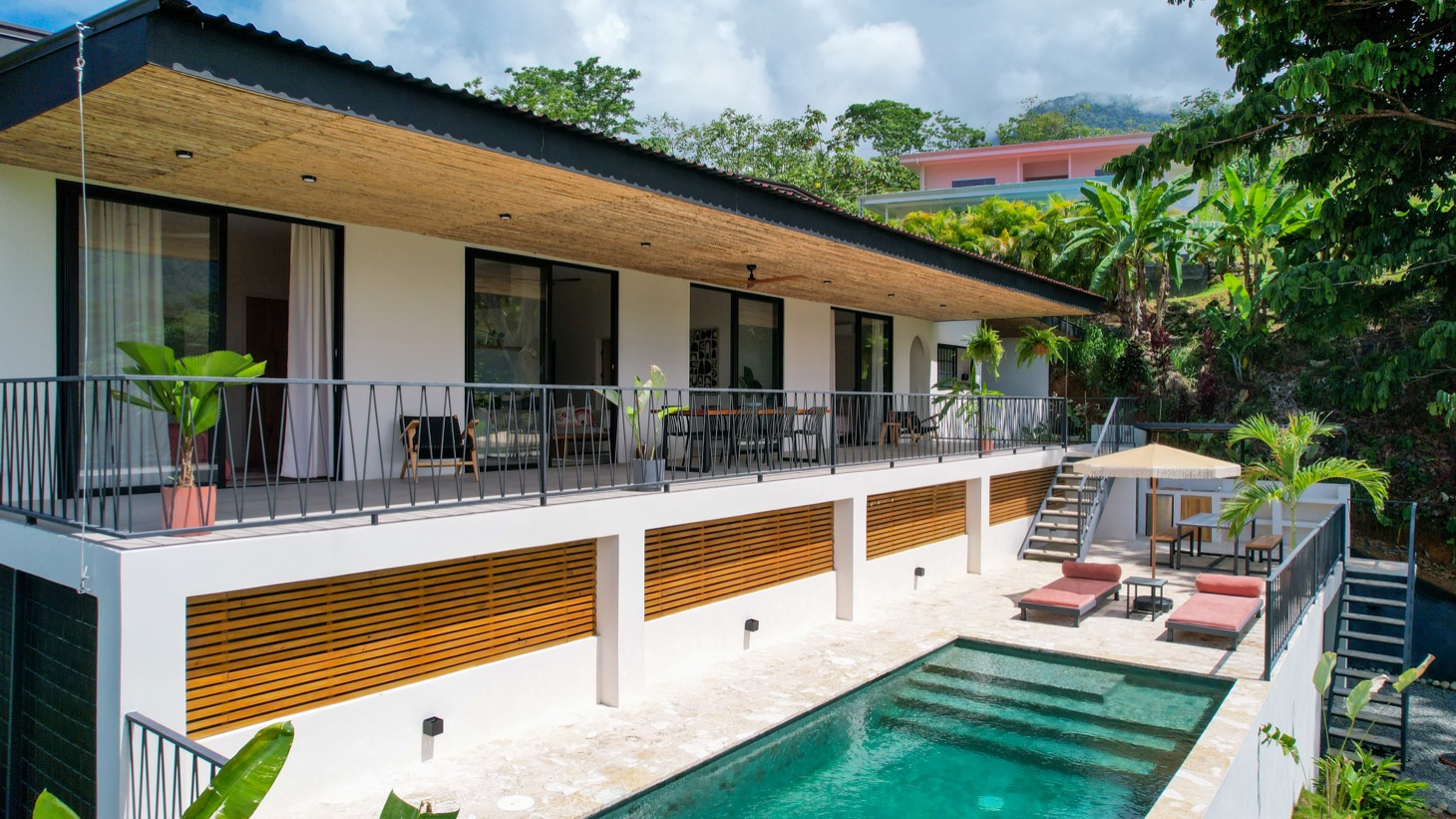 House for sale in Ojochal Costa Rica