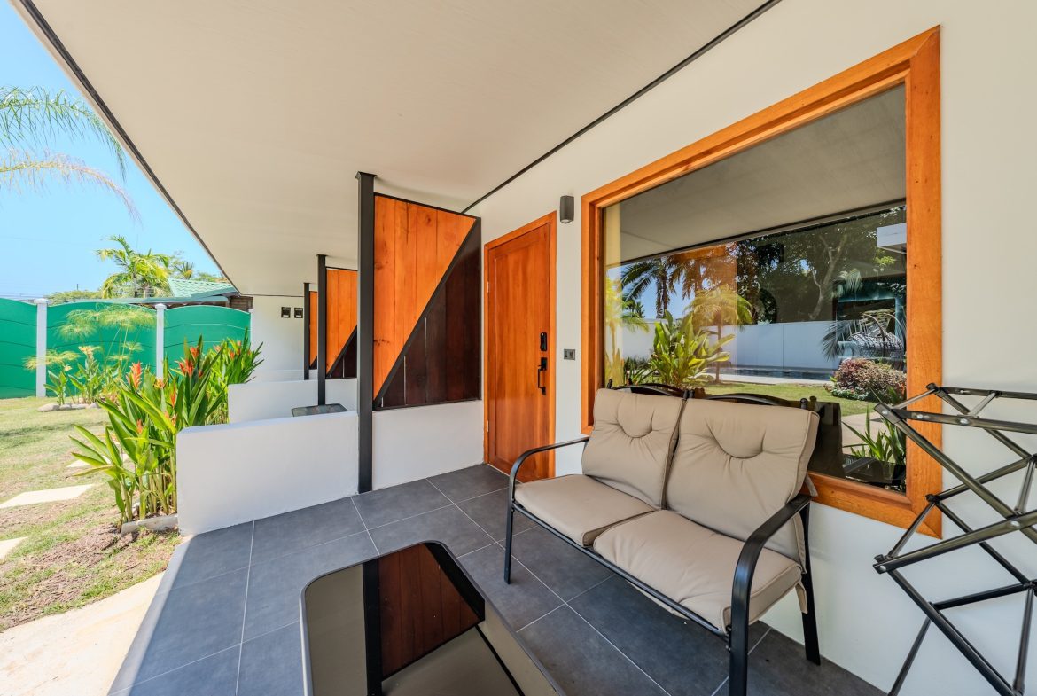 LOS PAPYRUS HOTEL PROPERTY WITH FOUR BEDROOMS AND NEAR TO THE BEACH, IN BAHIA BALLENA – 0.087 ACRES