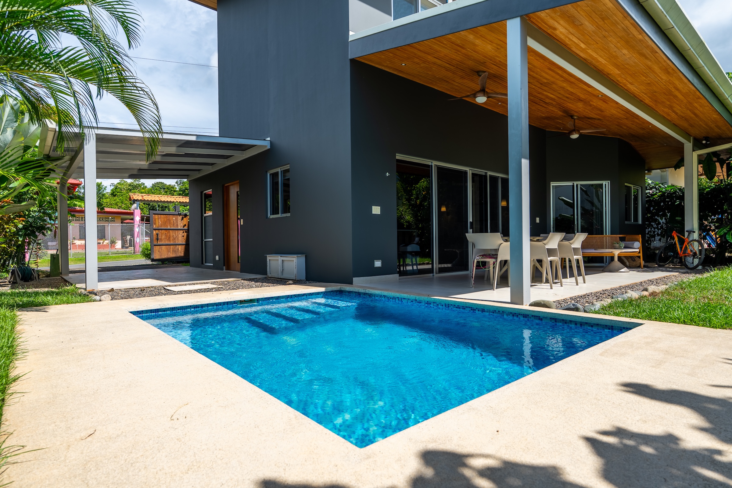 3-BEDROOM HOUSE WITH POOL, IN THE CENTER OF OJOCHAL