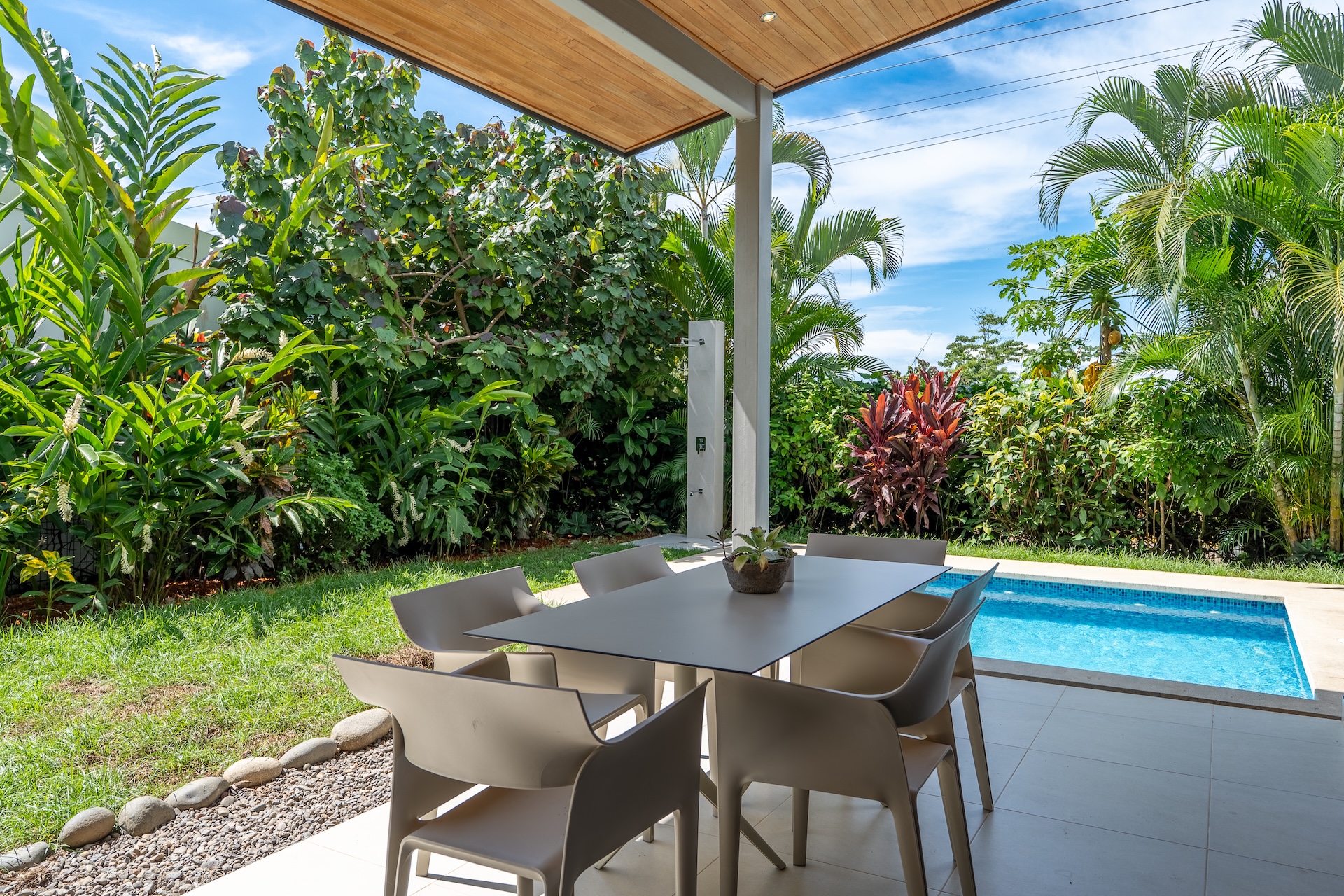 3-BEDROOM HOUSE WITH POOL, IN THE CENTER OF OJOCHAL