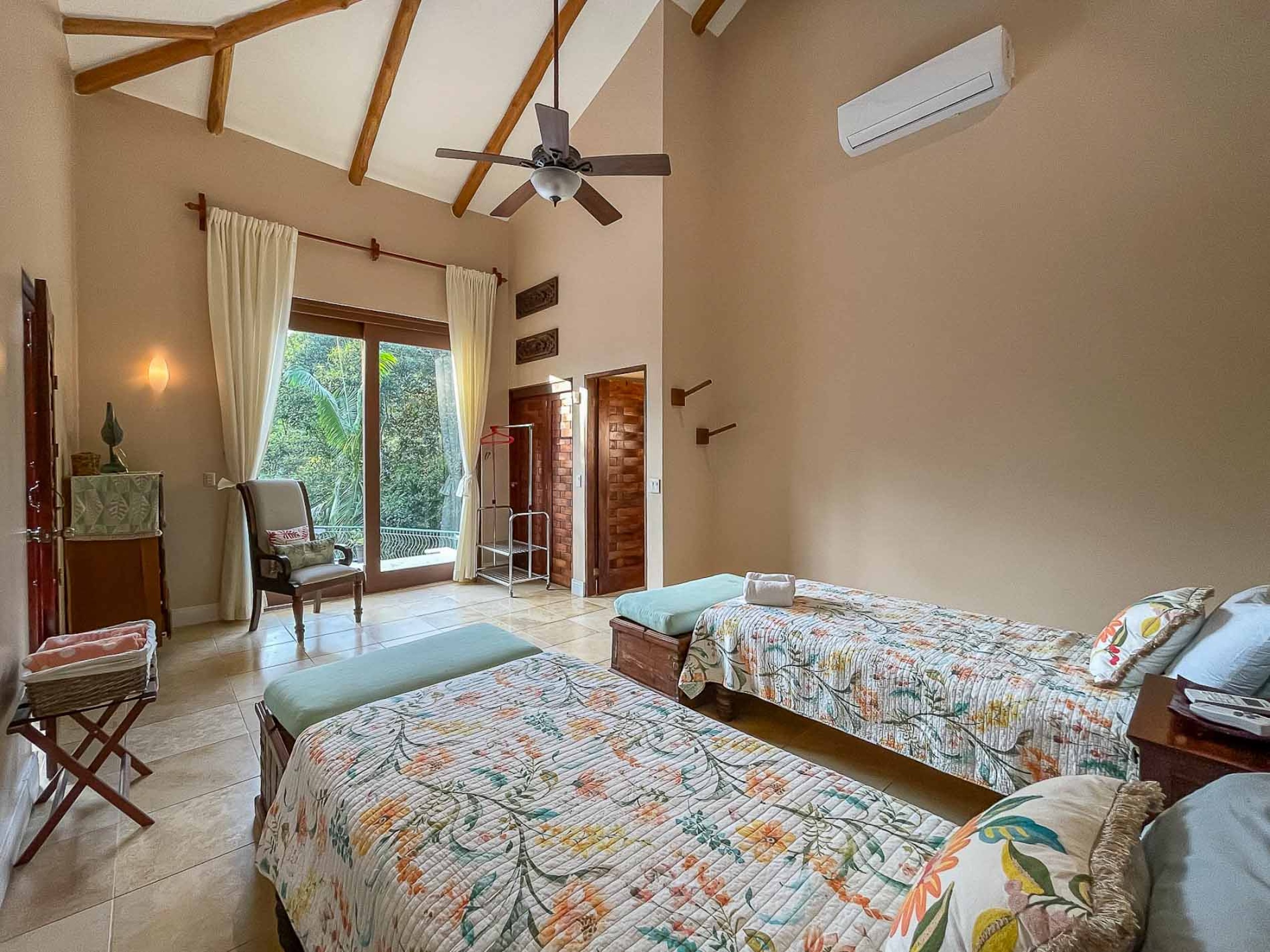 VILLA MICHELINA – BALINESE INSPIRED LUXURY VILLA, IN MANUEL ANTONIO – 1.26 ACRES