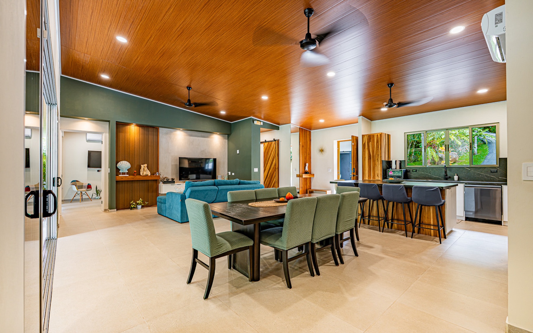 RIVERFRONT PROPERTY NEAR UVITA – PERMANENT RIVER, CASCADES & NATURAL SWIMMING POOLS