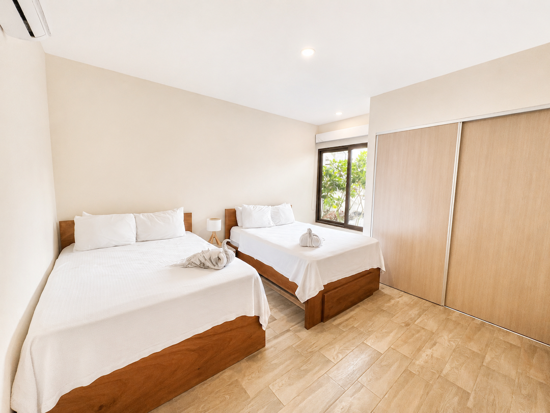 2-BEDROOM CONDO WITH POOL IN RIO MONO, MANUEL ANTONIO – 2.77 ACRES