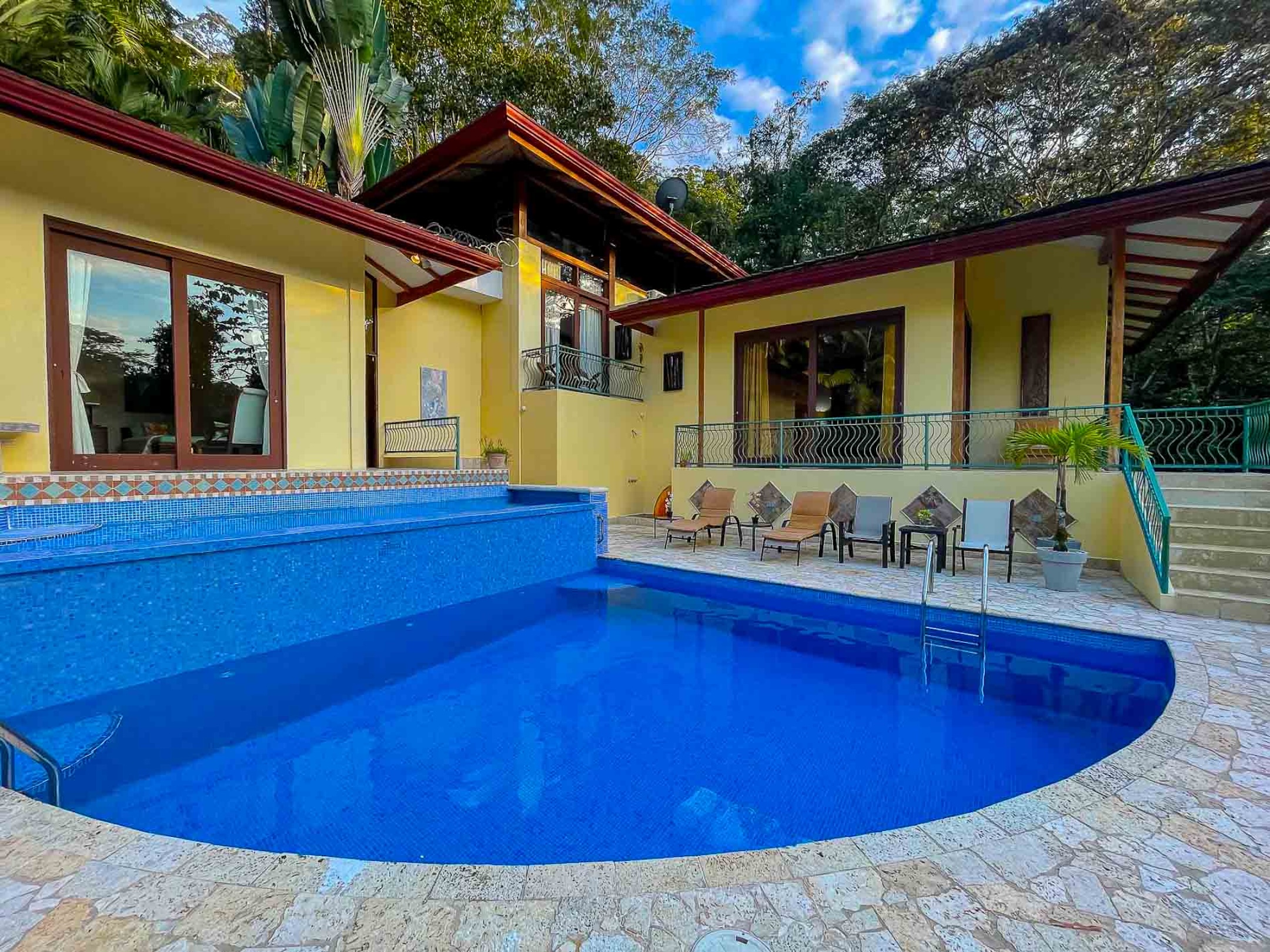 VILLA MICHELINA – BALINESE INSPIRED LUXURY VILLA, IN MANUEL ANTONIO – 1.26 ACRES