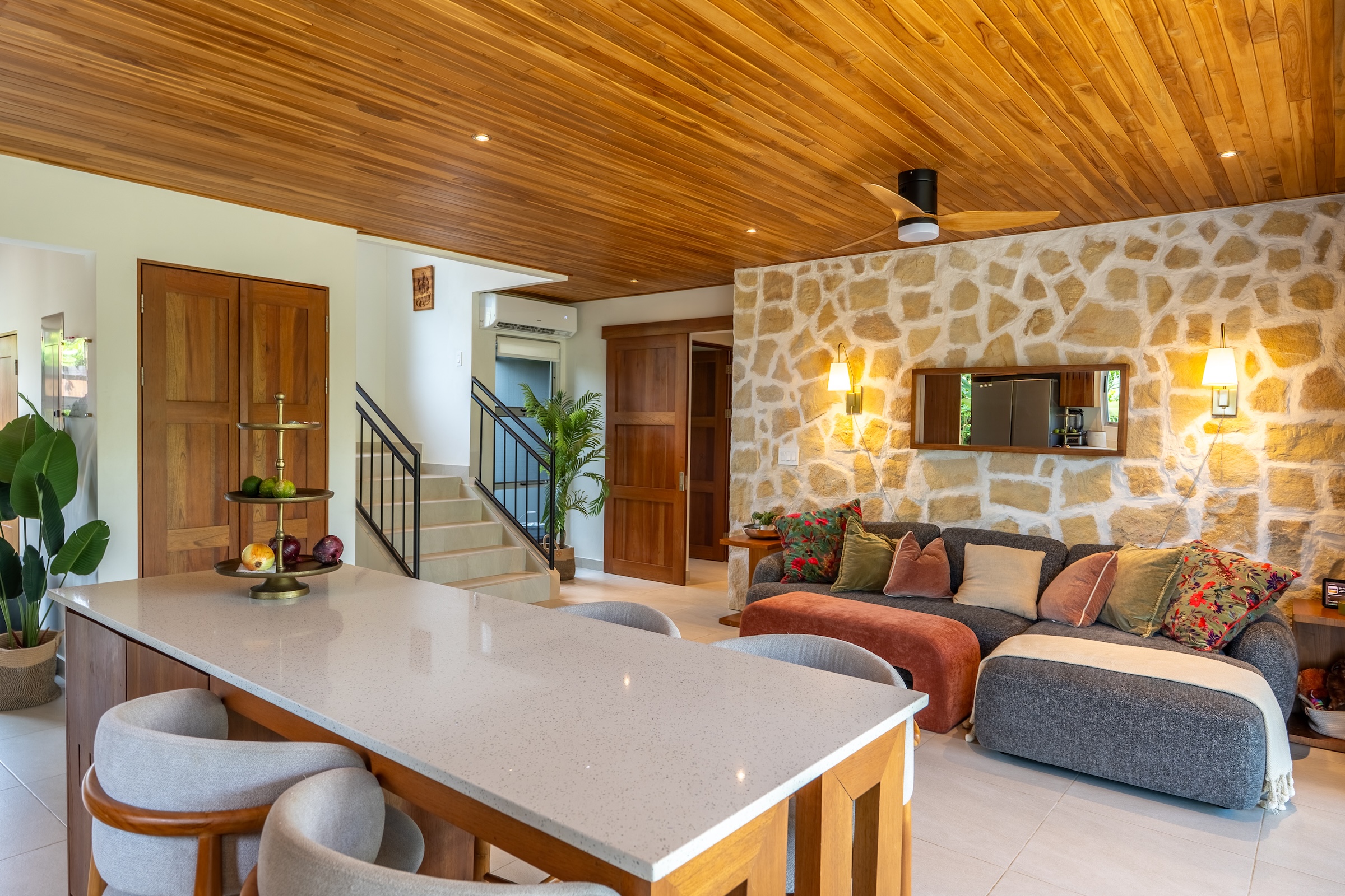 3-BEDROOM HOUSE WITH POOL, IN THE CENTER OF OJOCHAL