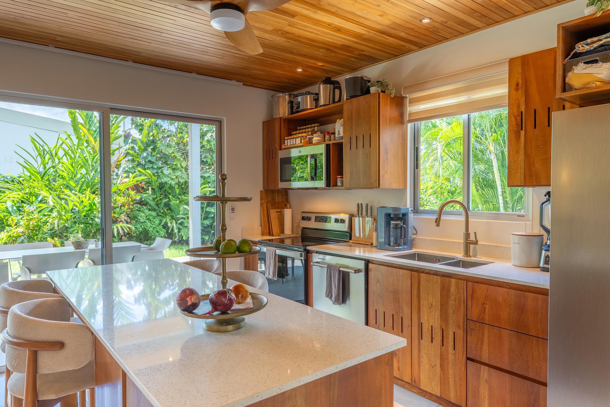 3-BEDROOM HOUSE WITH POOL, IN THE CENTER OF OJOCHAL