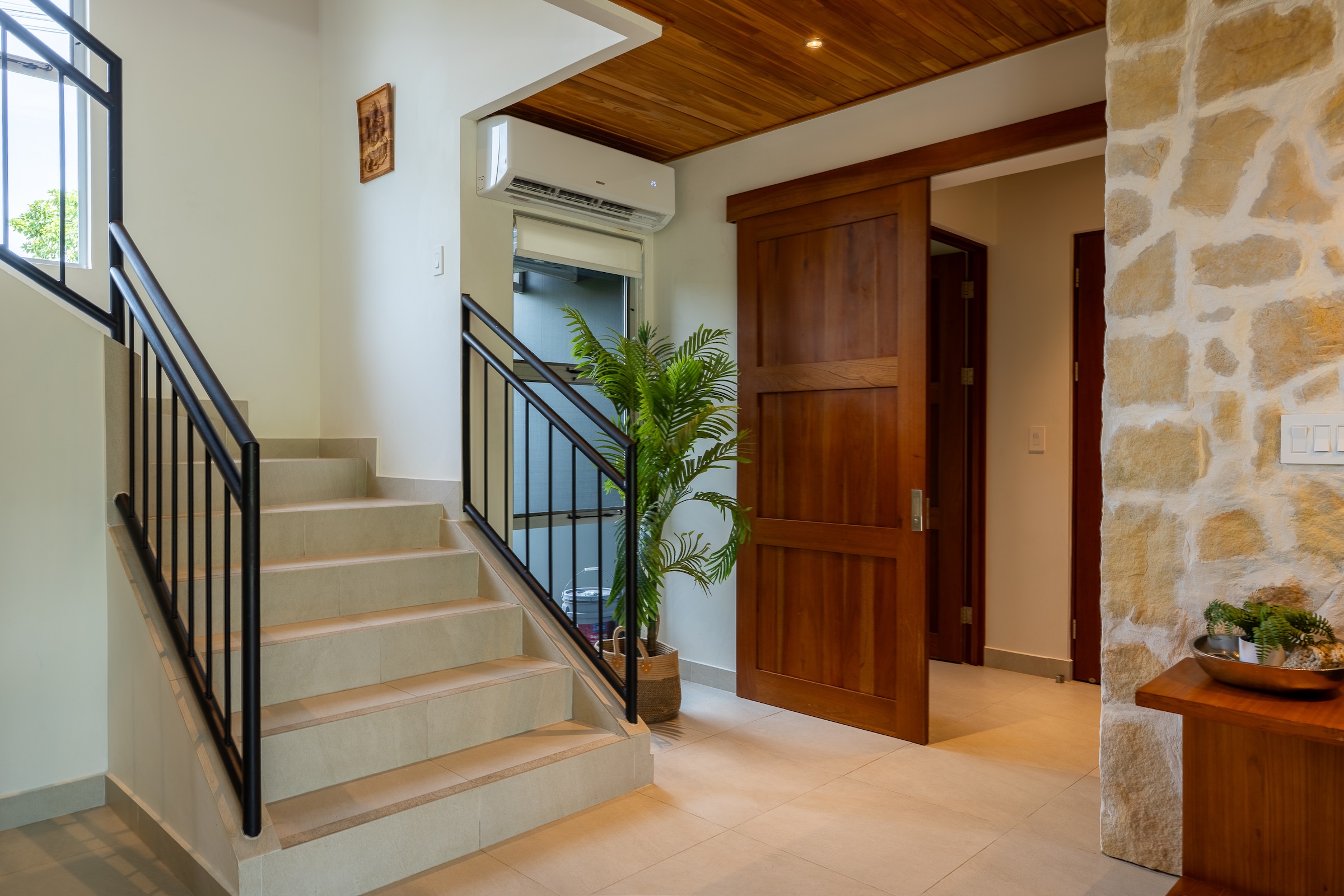 3-BEDROOM HOUSE WITH POOL, IN THE CENTER OF OJOCHAL
