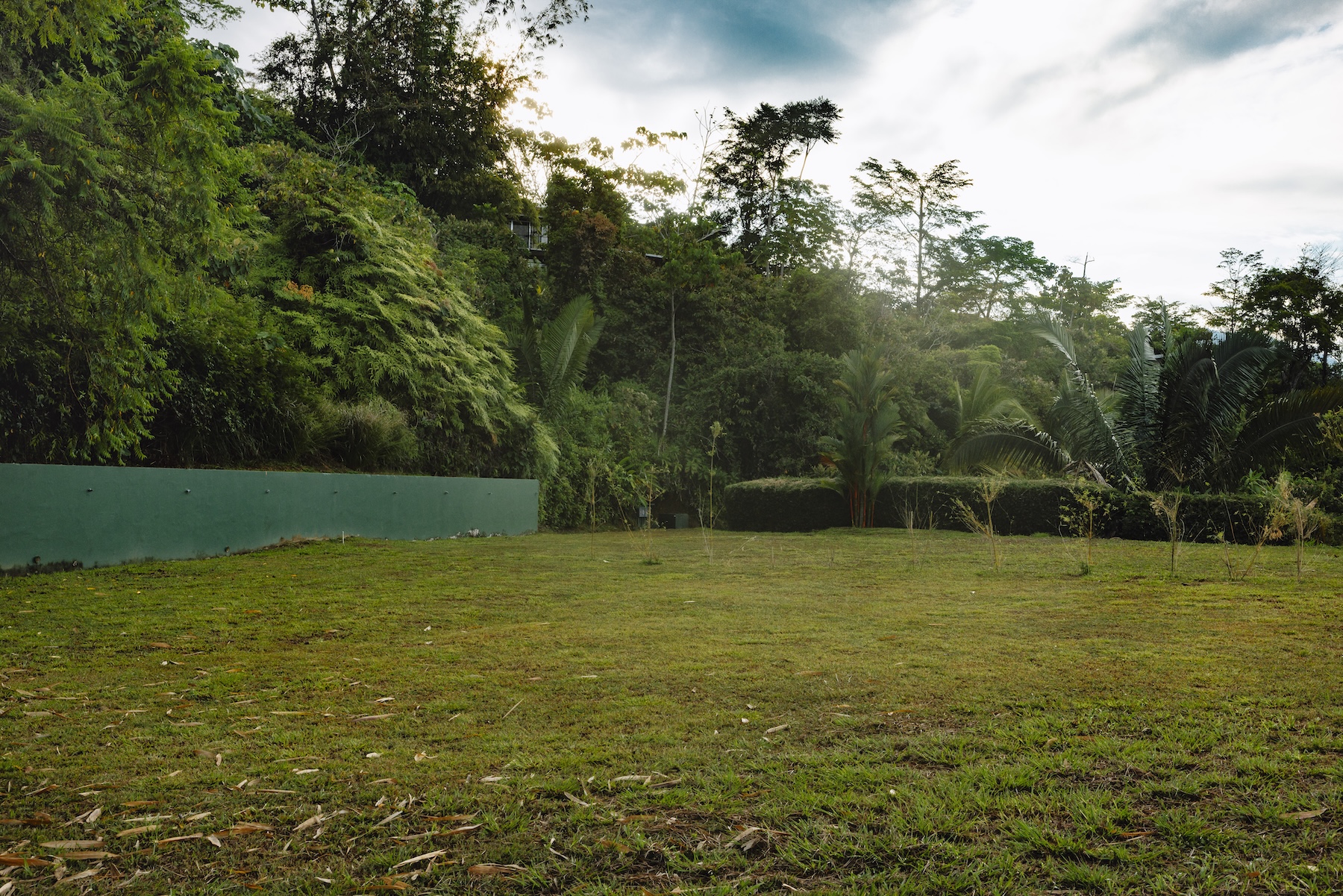 2.23-ACRE PROPERTY WITH PANORAMIC OCEAN VIEWS, IN UVITA