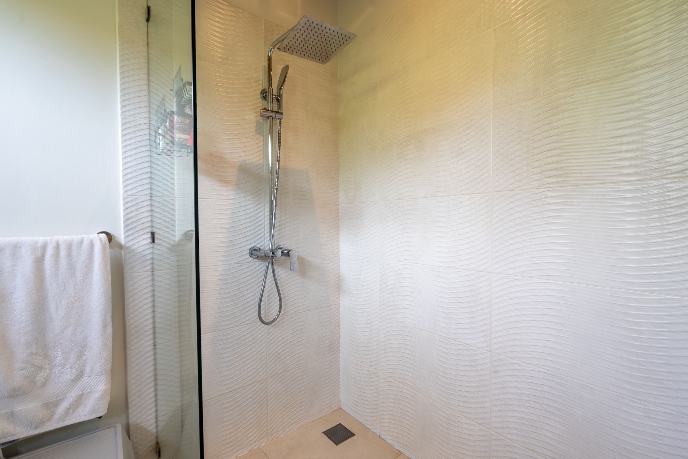 3-BEDROOM HOUSE WITH POOL, IN THE CENTER OF OJOCHAL
