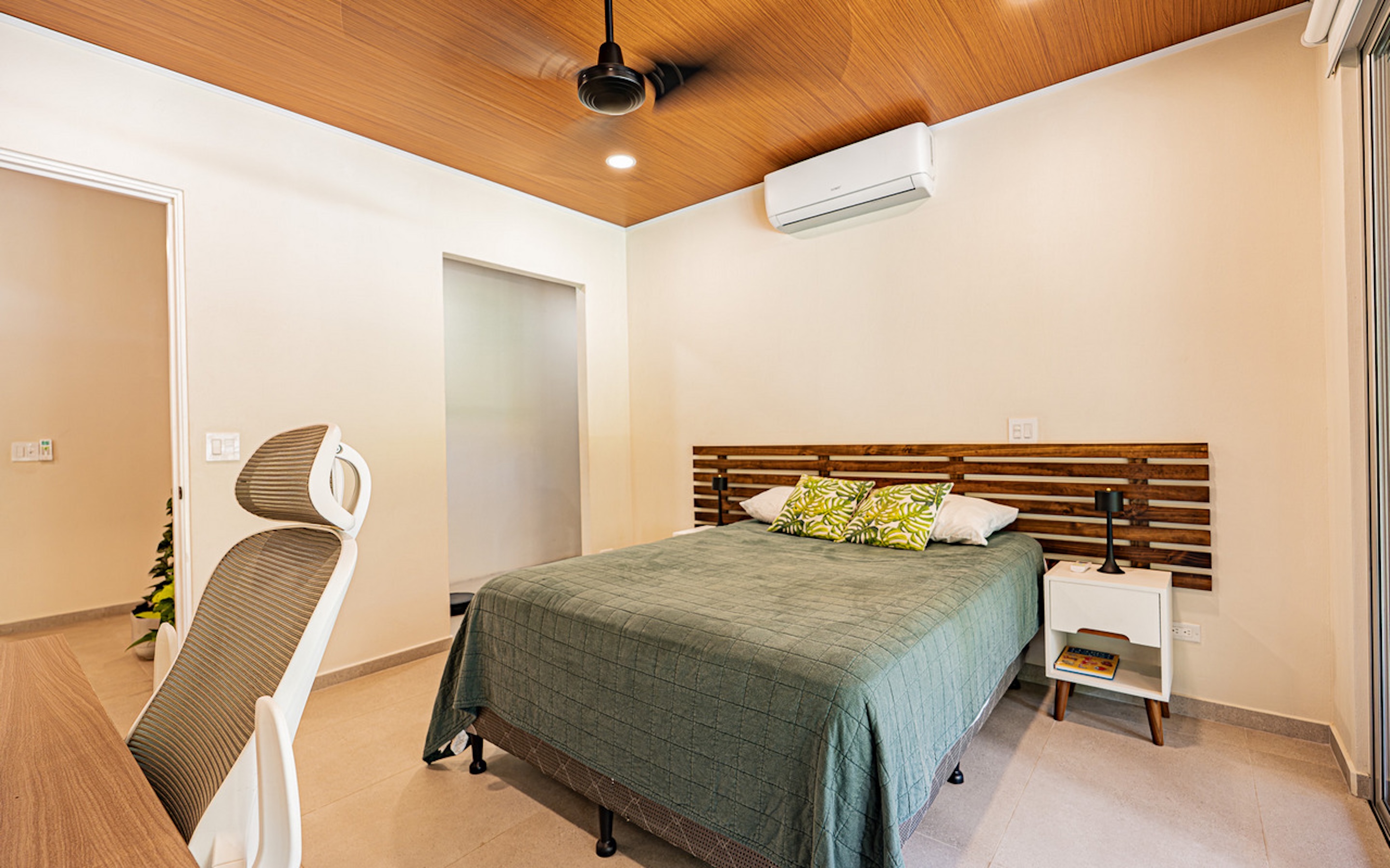 RIVERFRONT PROPERTY NEAR UVITA – PERMANENT RIVER, CASCADES & NATURAL SWIMMING POOLS