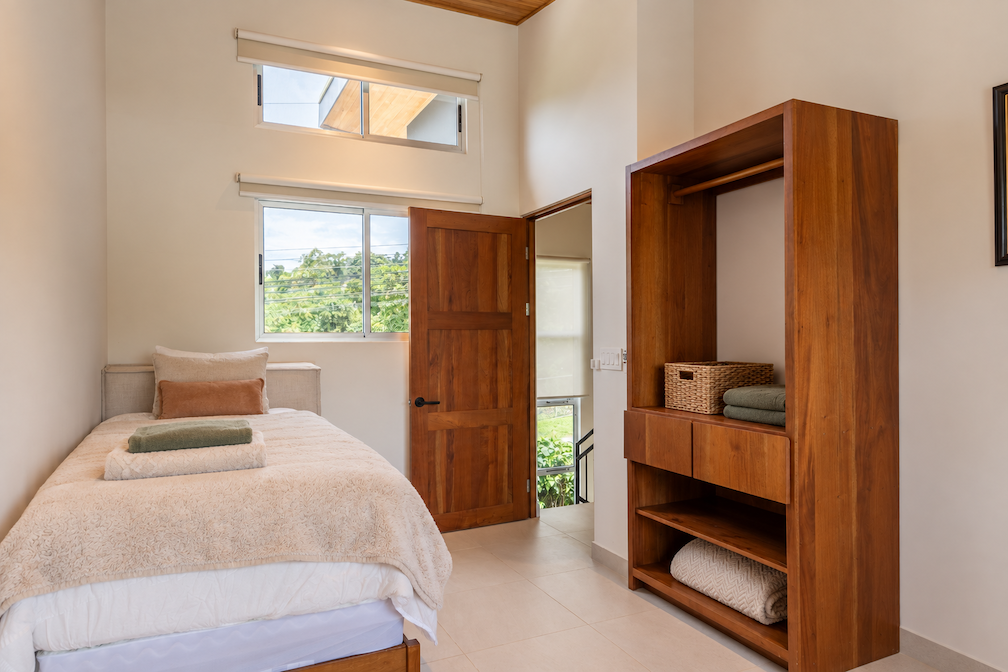 3-BEDROOM HOUSE WITH POOL, IN THE CENTER OF OJOCHAL