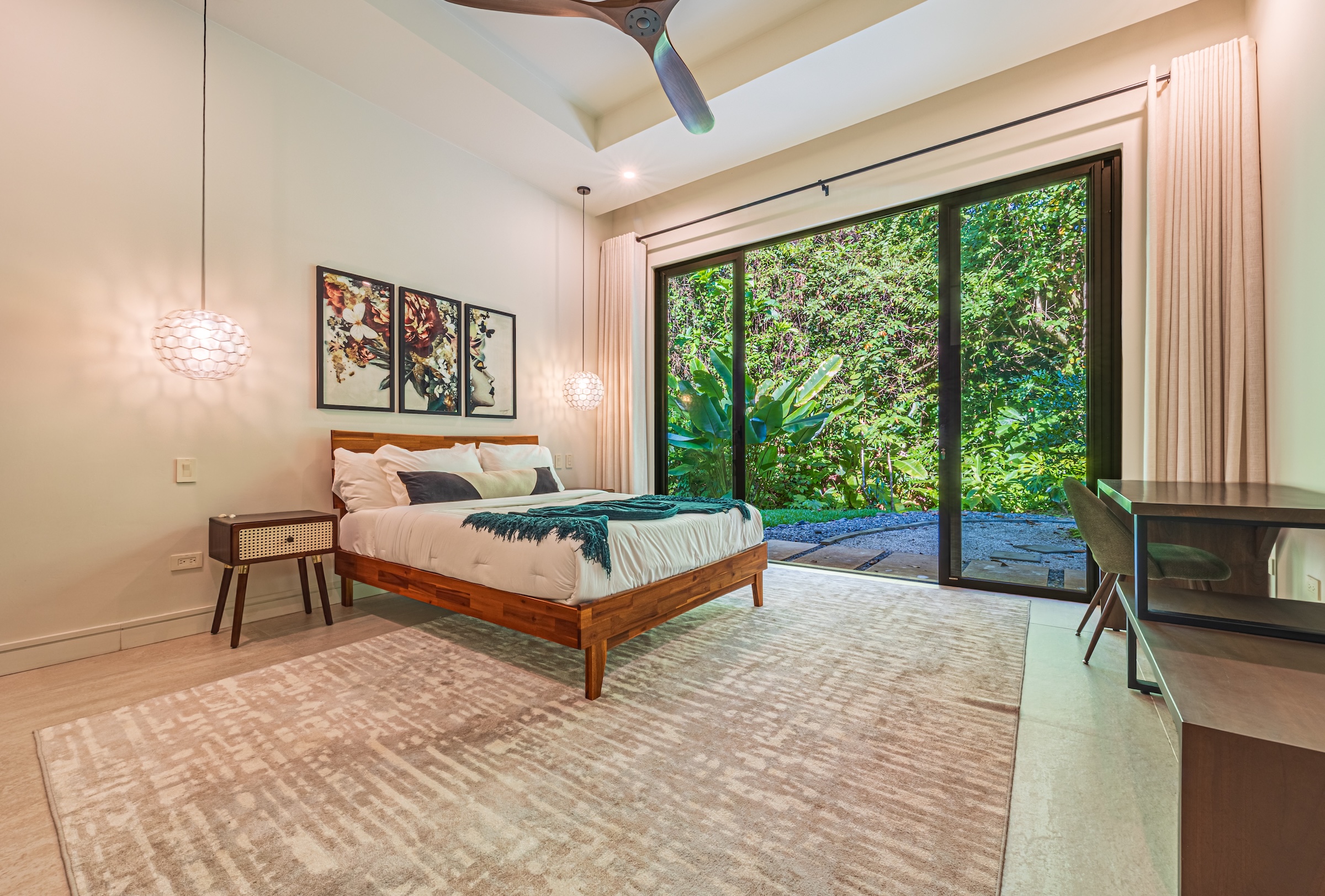 NEW-BUILD TROPICAL RESIDENCE WITH OCEAN VIEWS, IN PLAYA HERMOSA – 1.46 ACRES