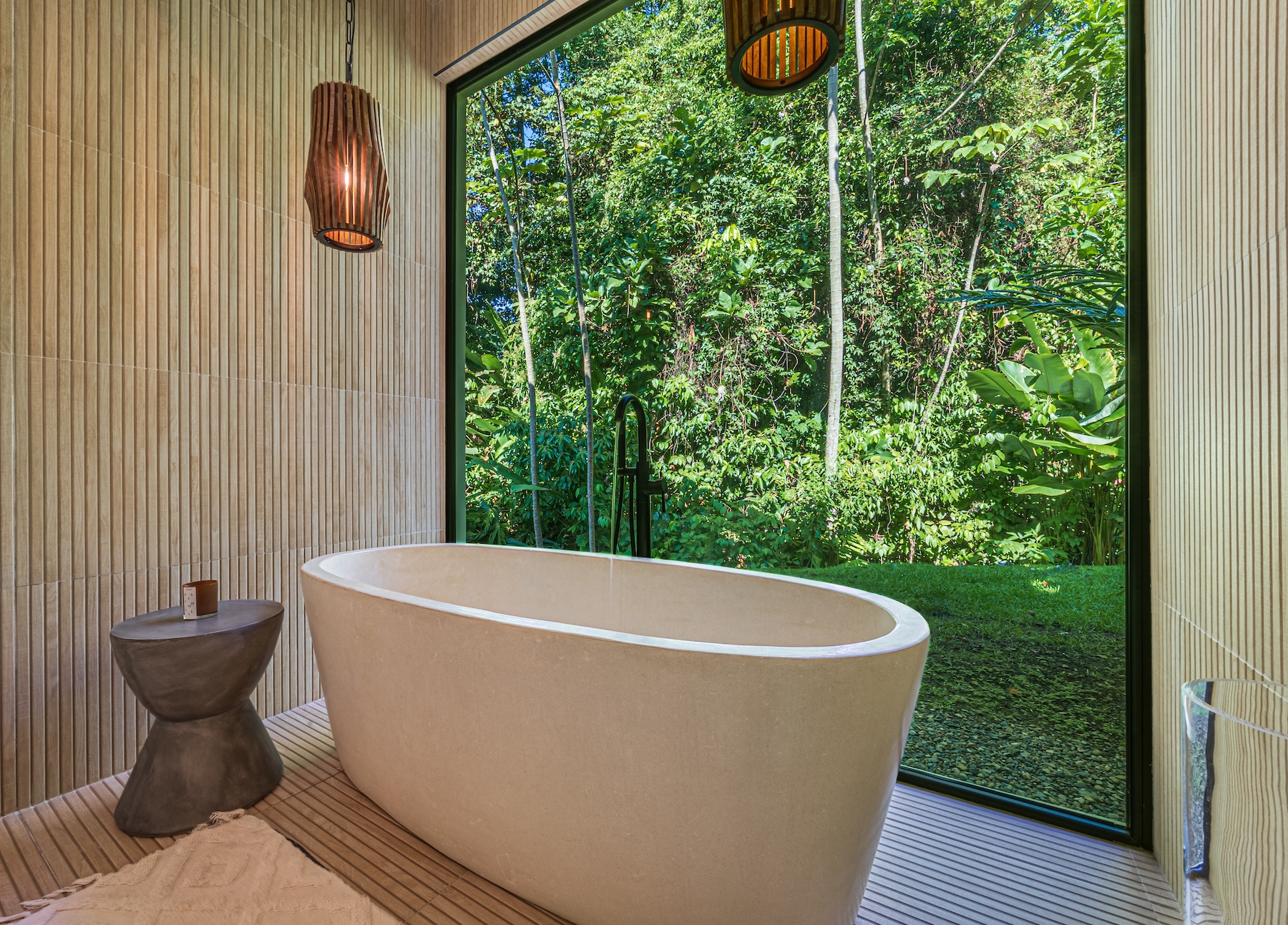 NEW-BUILD TROPICAL RESIDENCE WITH OCEAN VIEWS, IN PLAYA HERMOSA – 1.46 ACRES