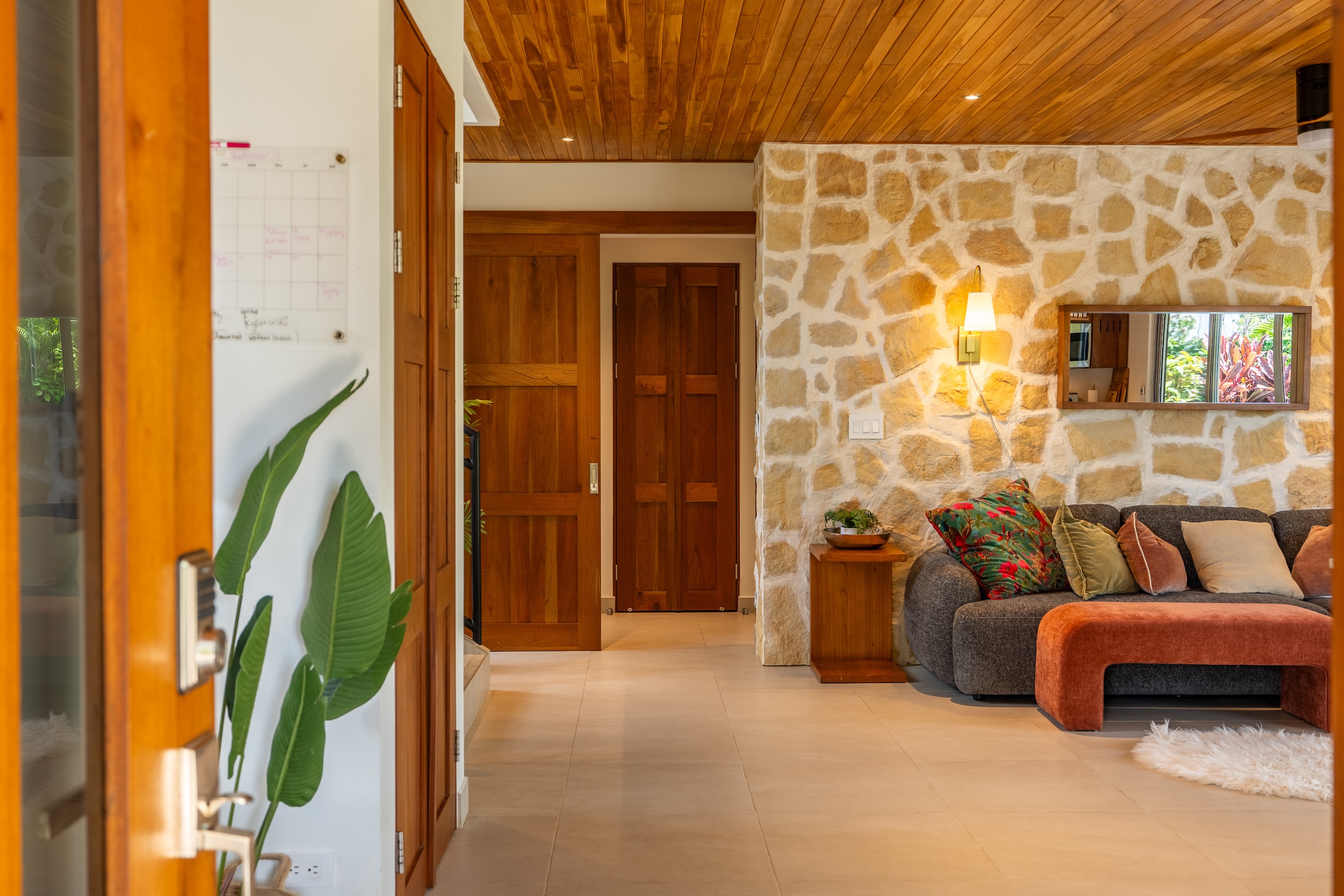3-BEDROOM HOUSE WITH POOL, IN THE CENTER OF OJOCHAL