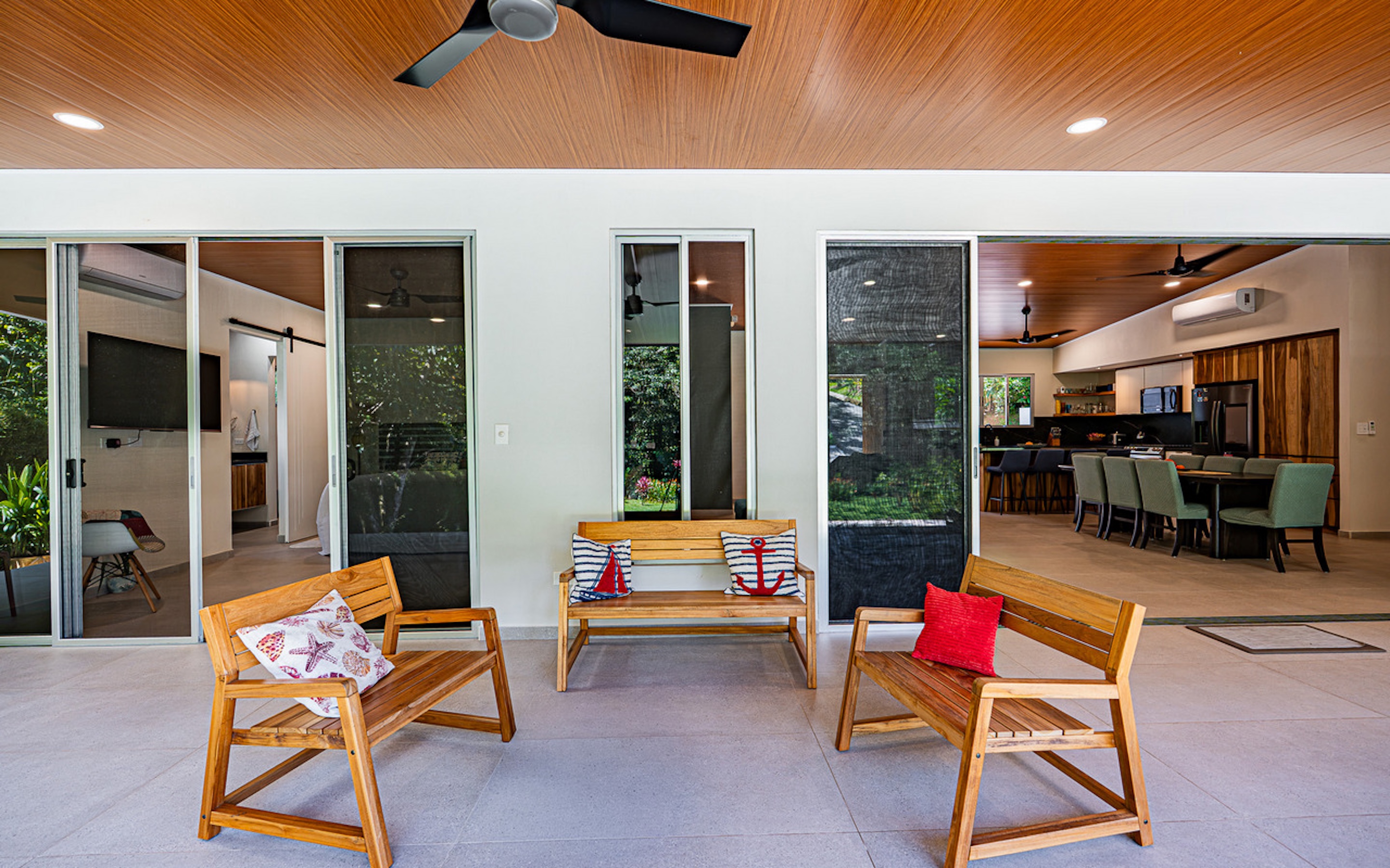RIVERFRONT PROPERTY NEAR UVITA – PERMANENT RIVER, CASCADES & NATURAL SWIMMING POOLS