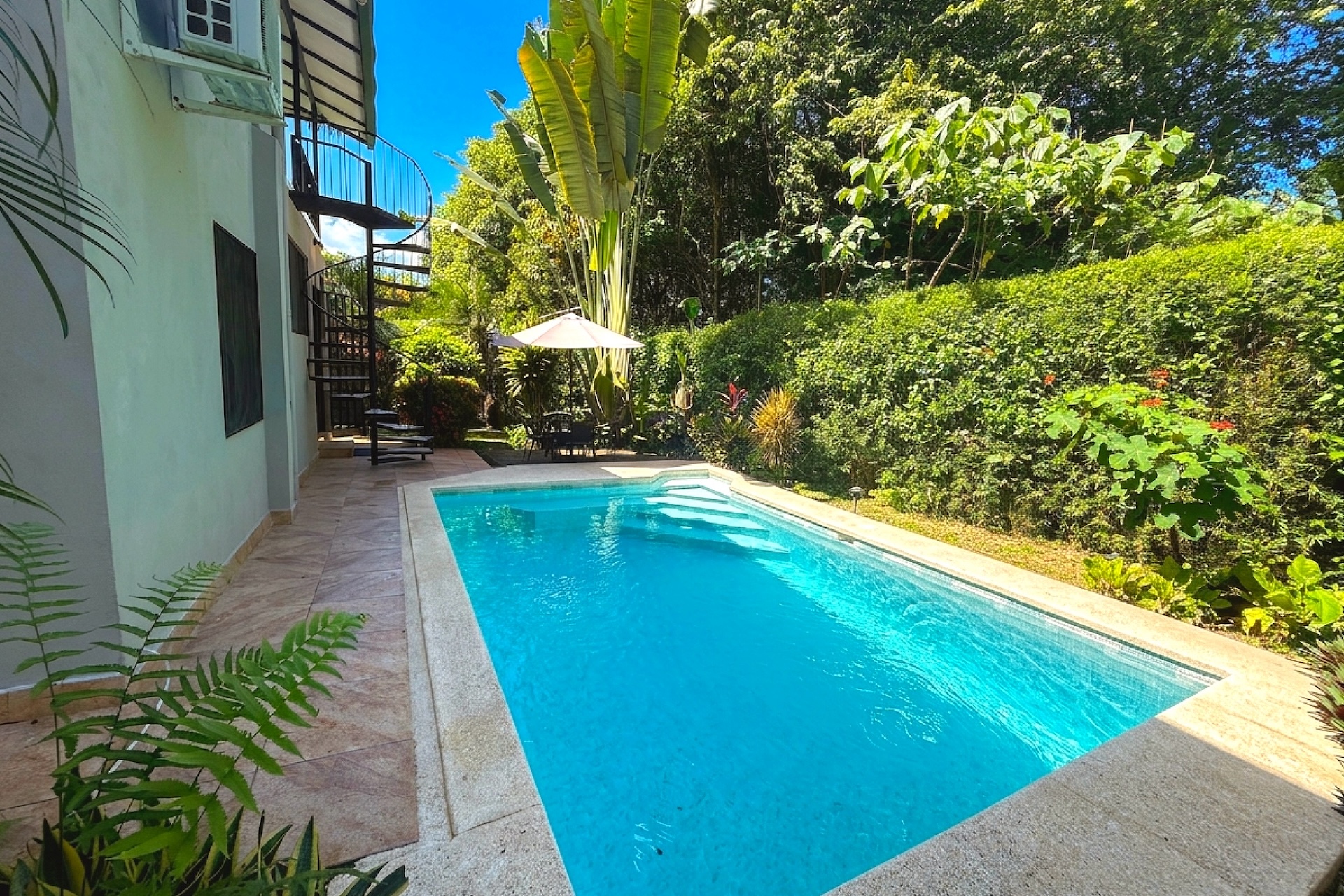2-BEDROOM HOUSE WITH POOL AND MOUNTAIN VIEWS, IN OJOCHAL – 0.17 ACRES