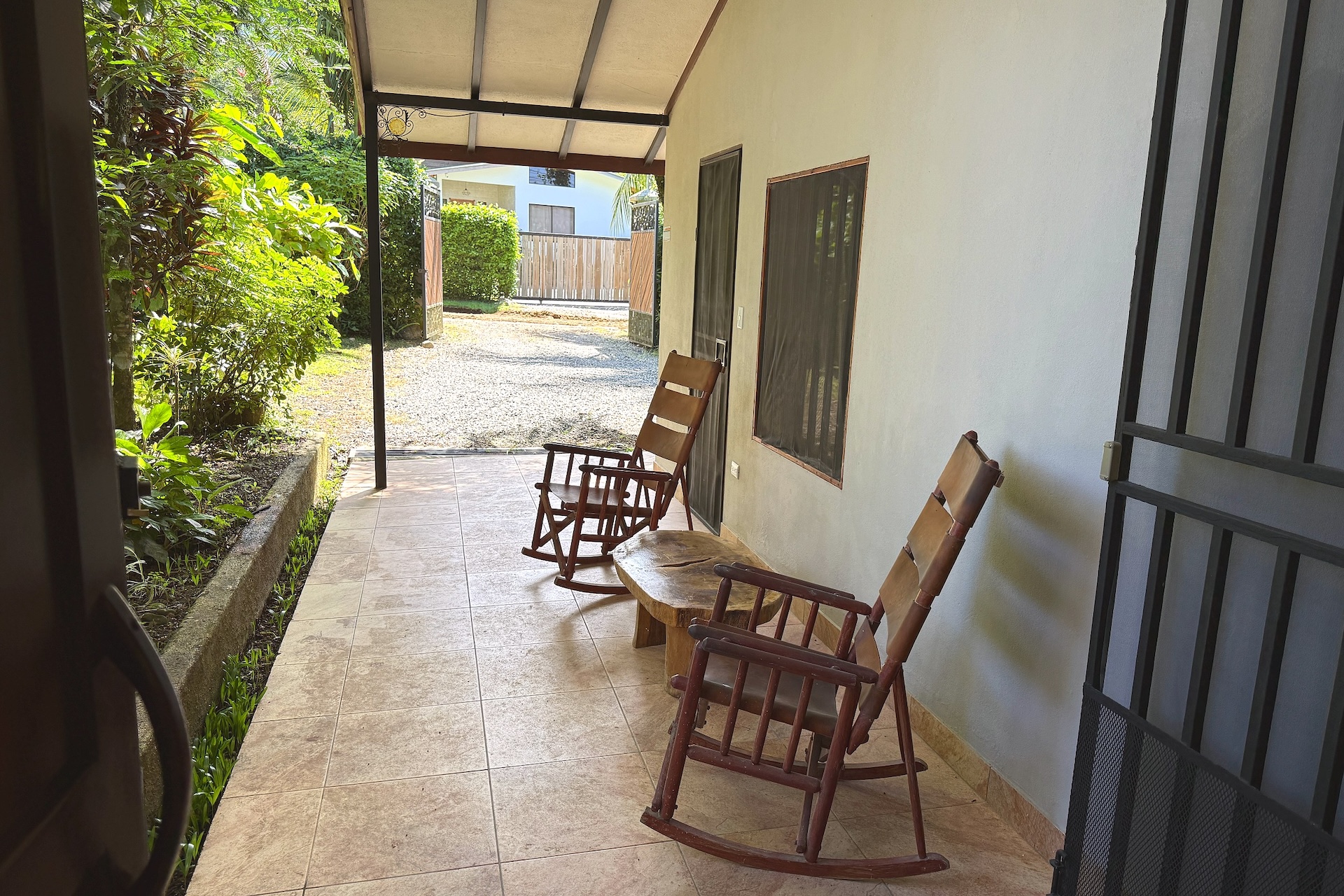 2-BEDROOM HOUSE WITH POOL AND MOUNTAIN VIEWS, IN OJOCHAL – 0.17 ACRES