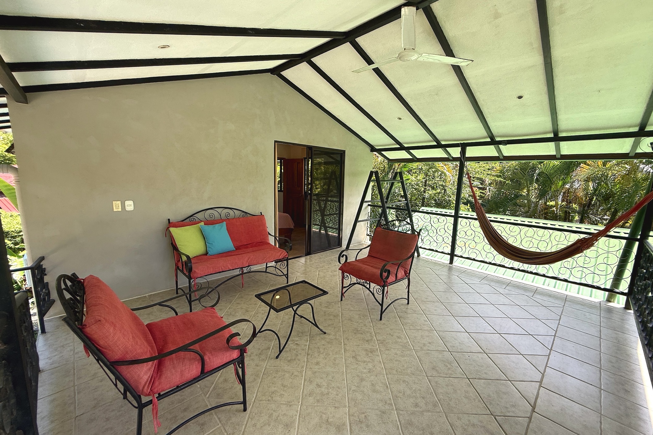 2-BEDROOM HOUSE WITH POOL AND MOUNTAIN VIEWS, IN OJOCHAL – 0.17 ACRES