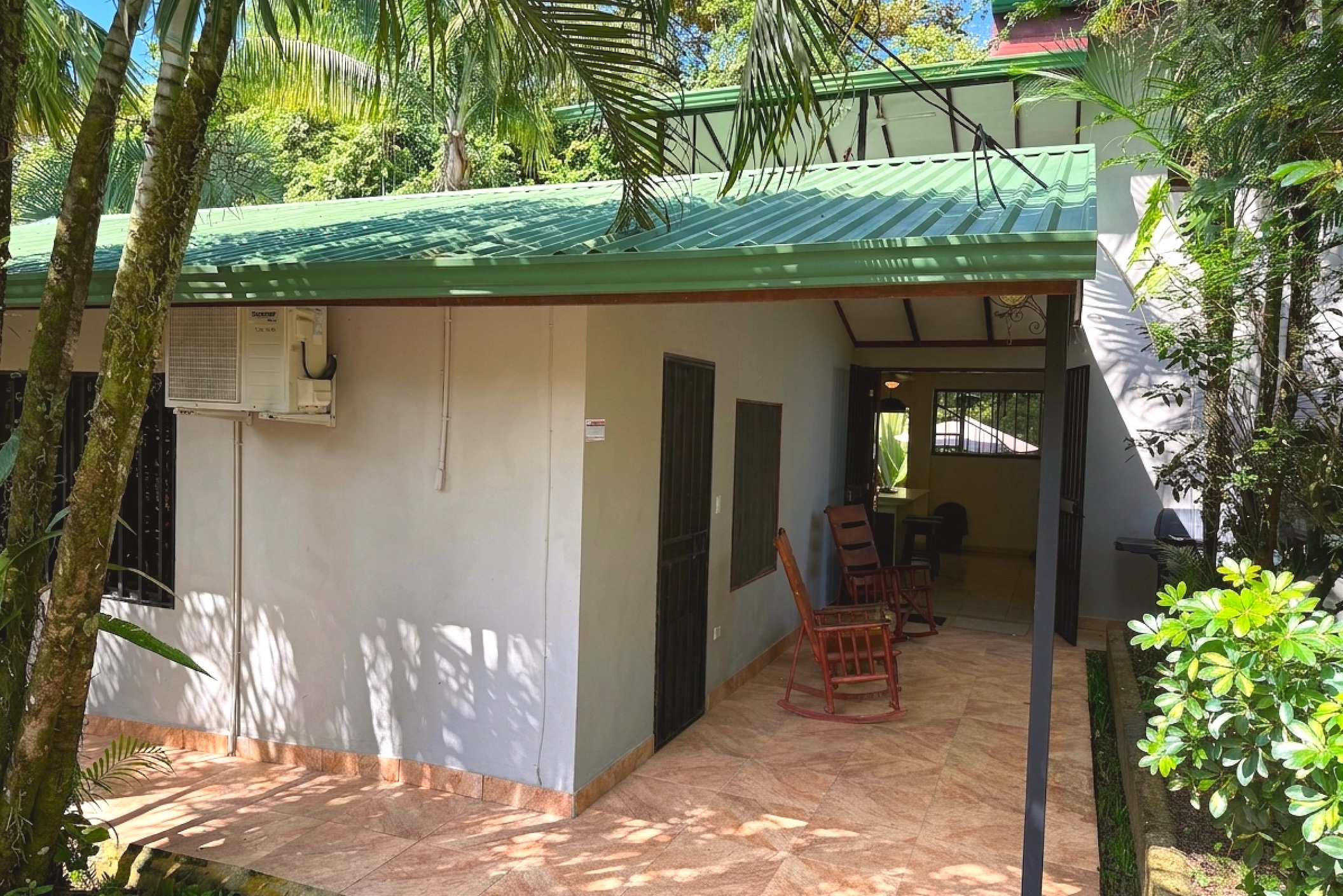 2-BEDROOM HOUSE WITH POOL AND MOUNTAIN VIEWS, IN OJOCHAL – 0.17 ACRES