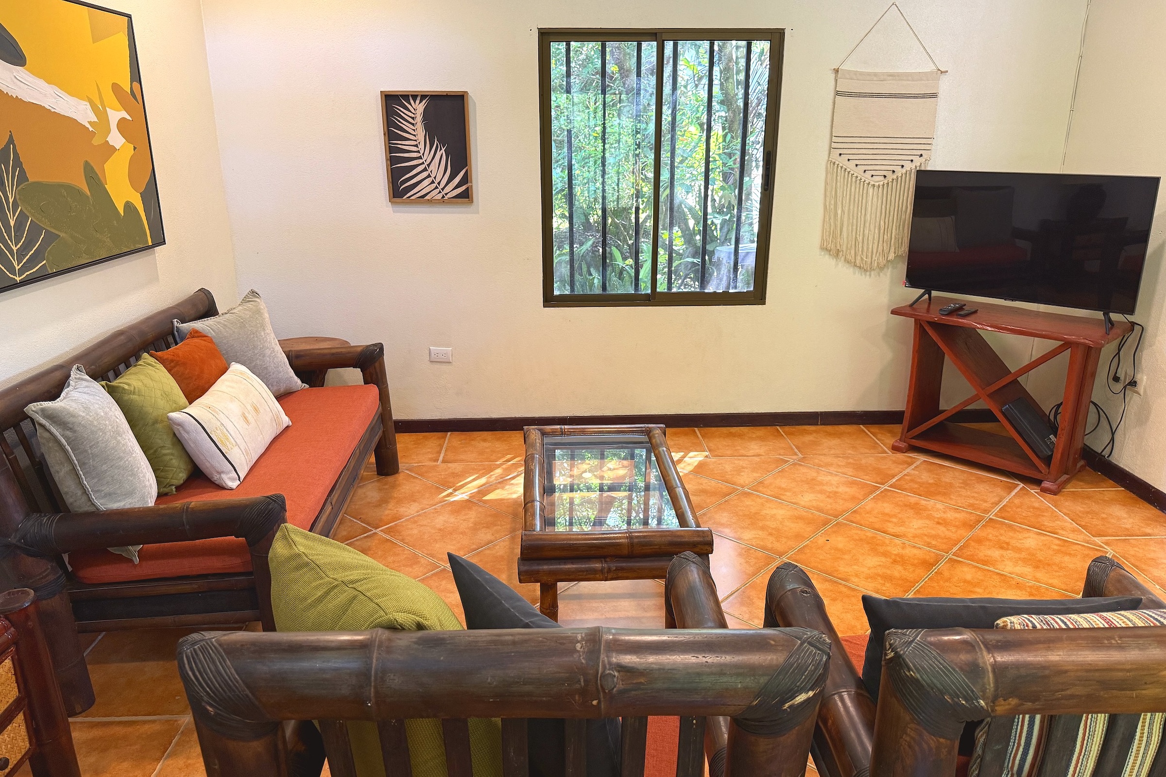 2-BEDROOM HOUSE WITH POOL AND MOUNTAIN VIEWS, IN OJOCHAL – 0.17 ACRES