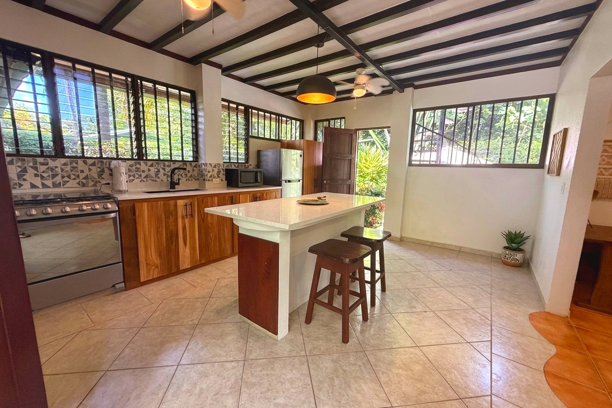 2-BEDROOM HOUSE WITH POOL AND MOUNTAIN VIEWS, IN OJOCHAL – 0.17 ACRES