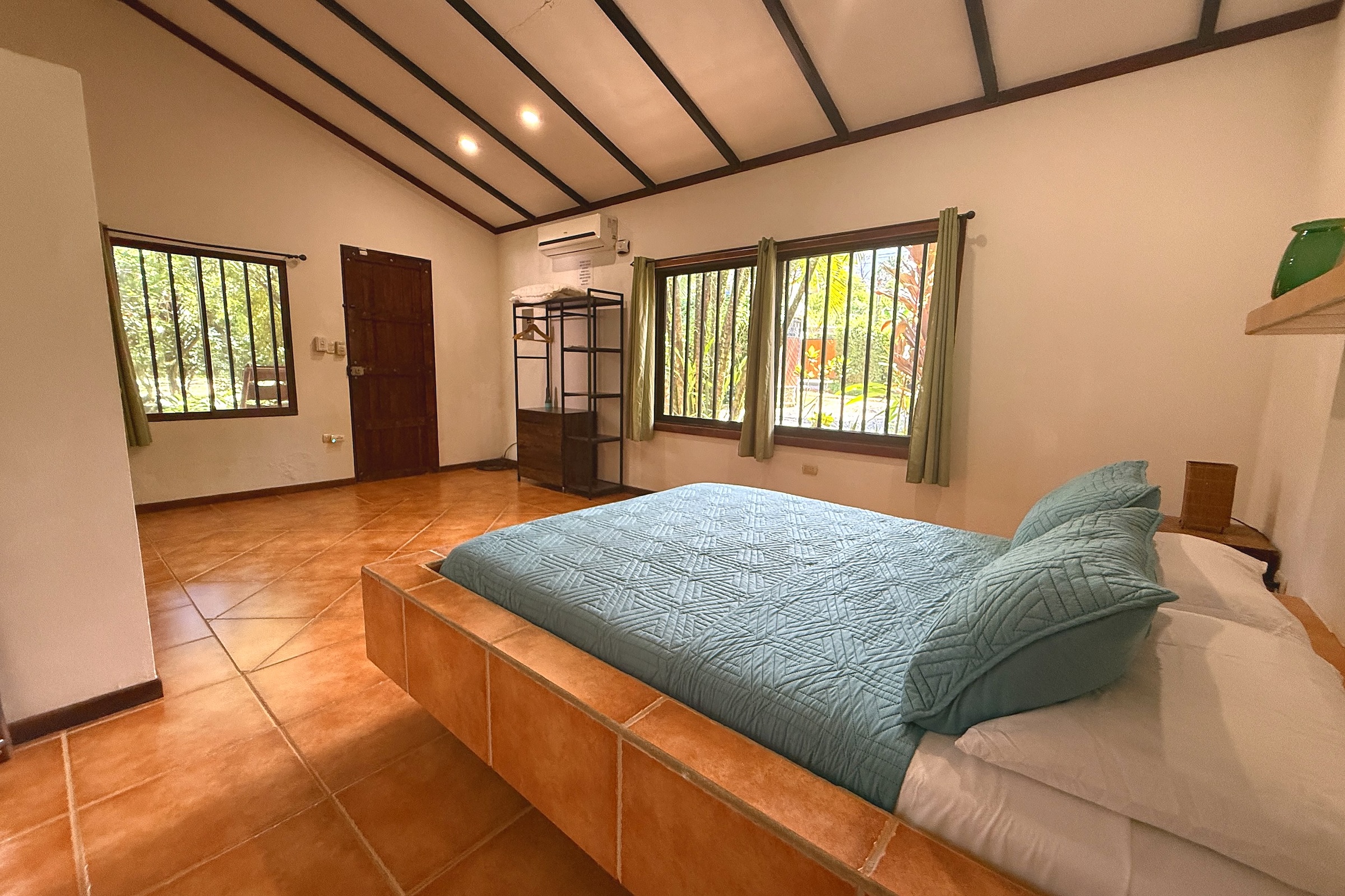2-BEDROOM HOUSE WITH POOL AND MOUNTAIN VIEWS, IN OJOCHAL – 0.17 ACRES