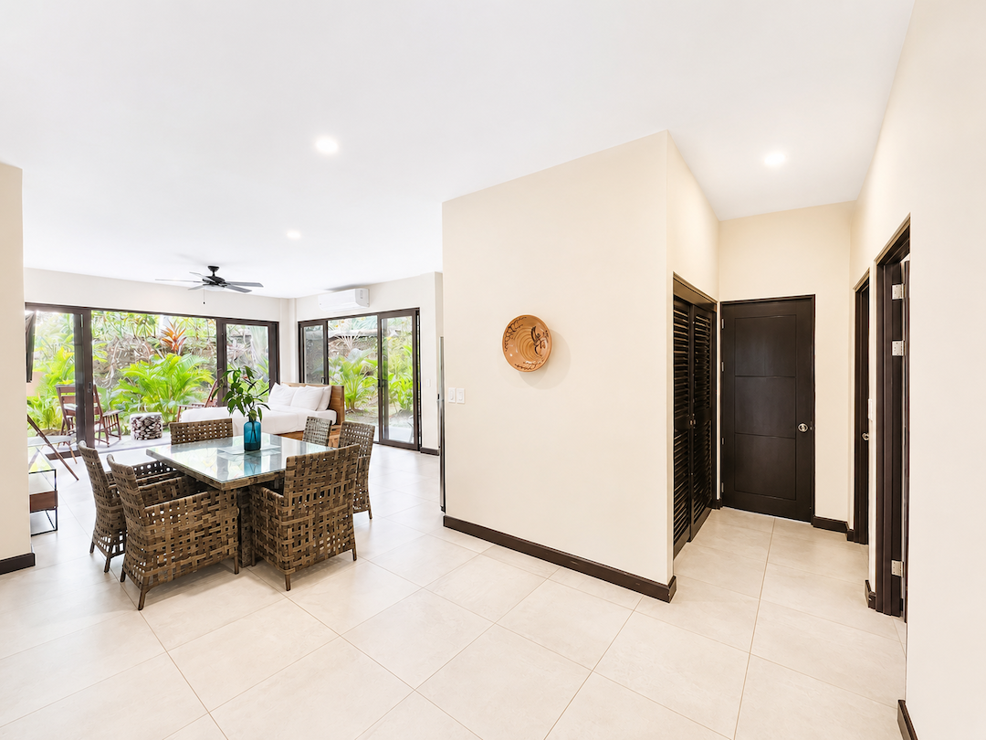 2-BEDROOM CONDO WITH POOL IN RIO MONO, MANUEL ANTONIO – 2.77 ACRES