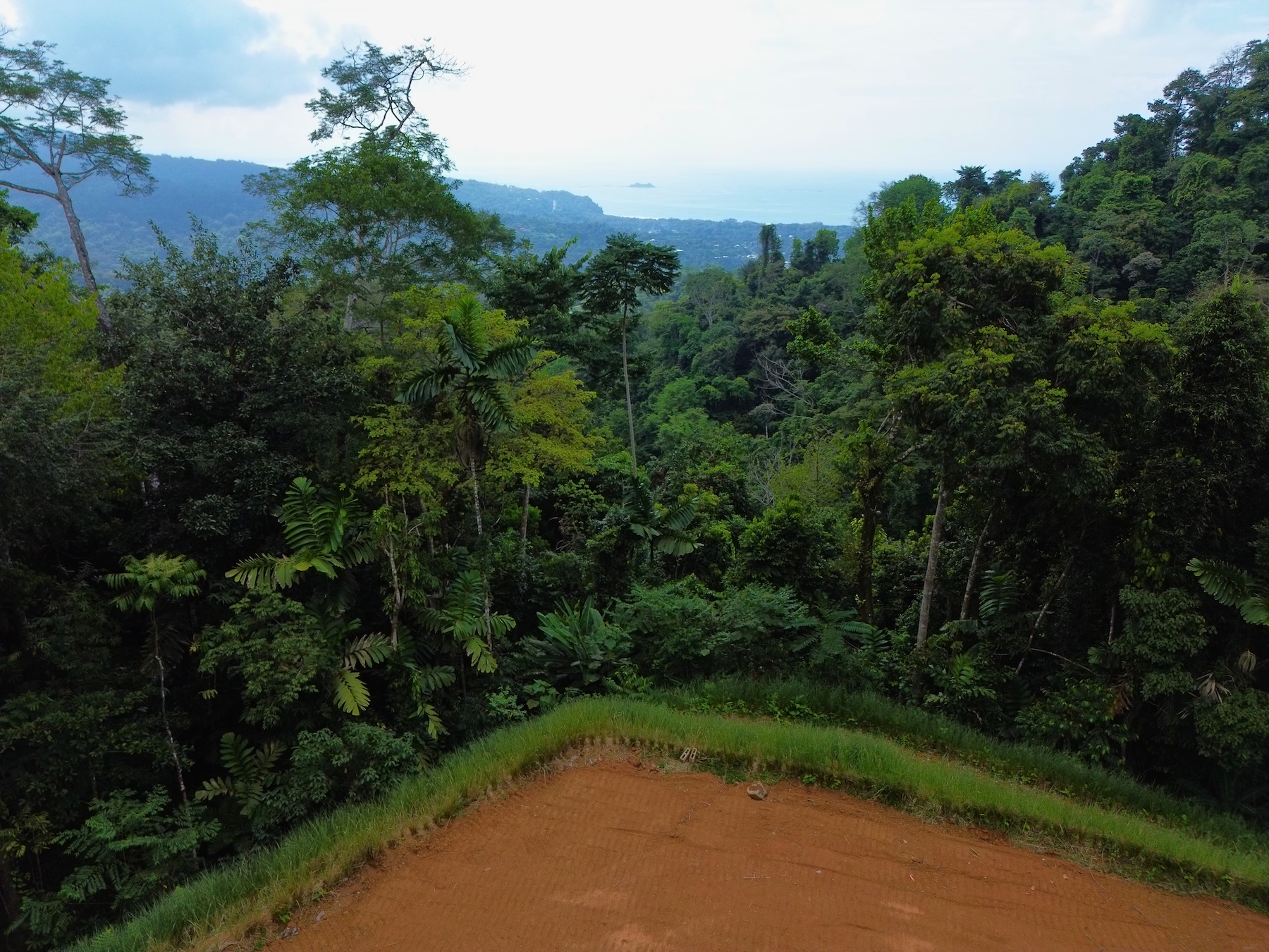 PRIVATE LOT WITH OCEAN AND TROPICAL RAINFOREST VIEWS, IN UVITA – 1.73 ACRES