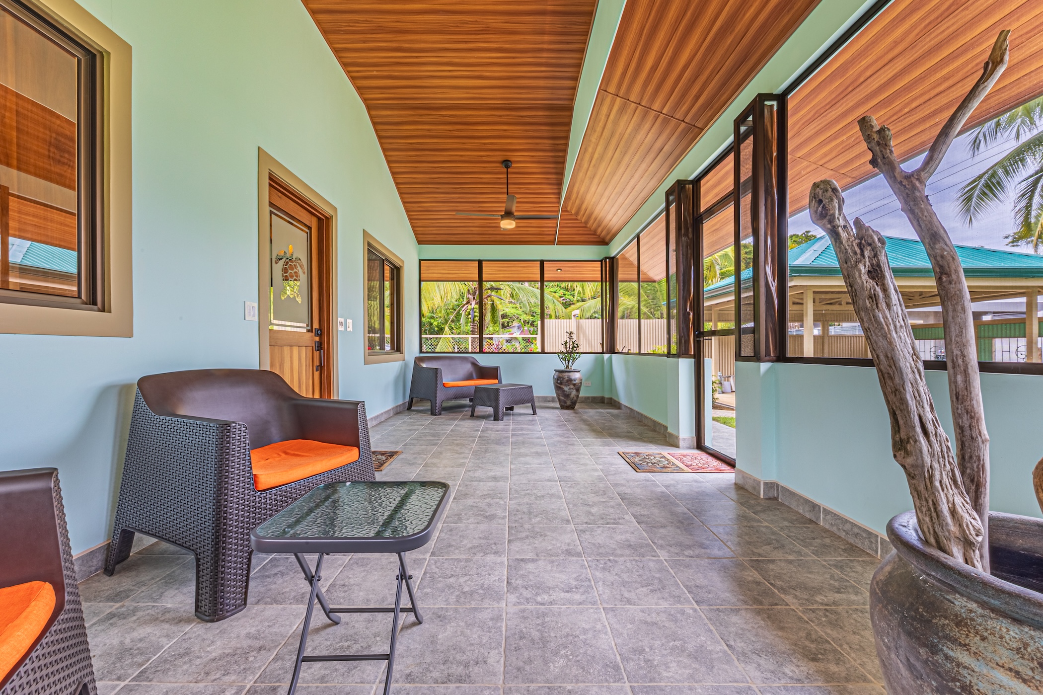 CASA TORTUGA  MODERN CONCRETE HOME NEAR PLAYA MATAPALO, IN MATAPALO