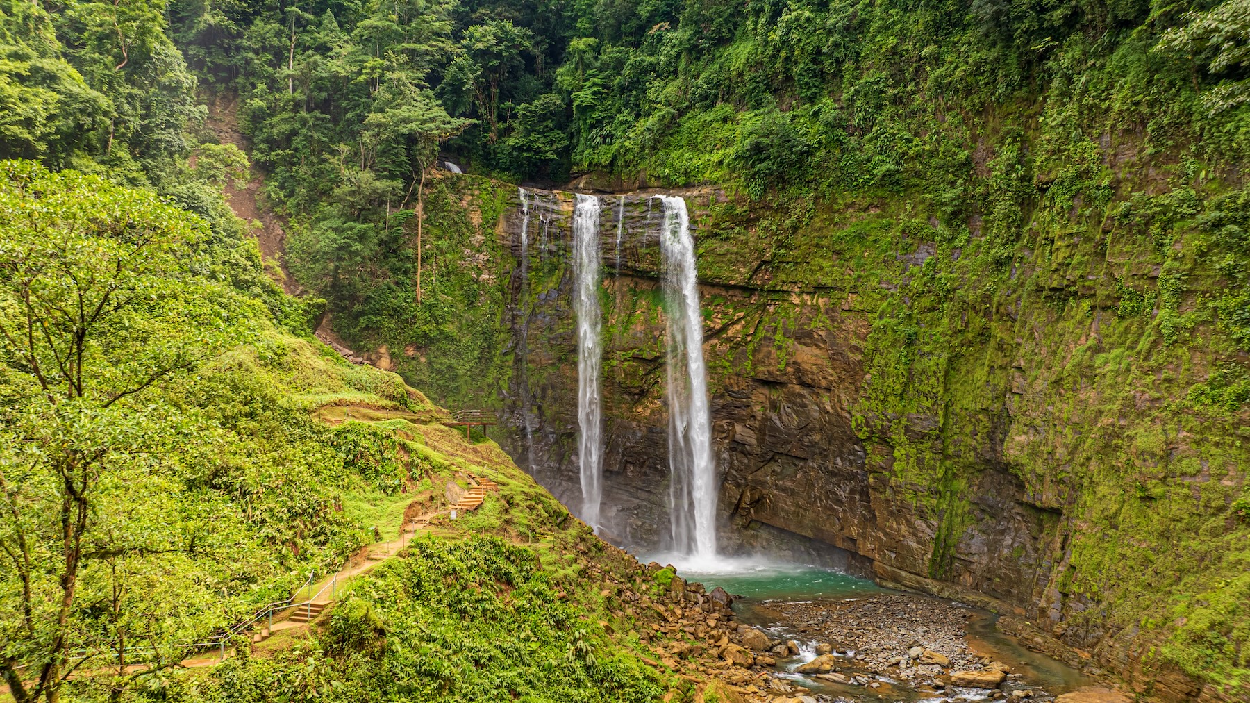 222-ACRE ECO-TOURISM PROPERTY WITH 210-FOOT WATERFALL, IN THE UP OF PLATANILLO