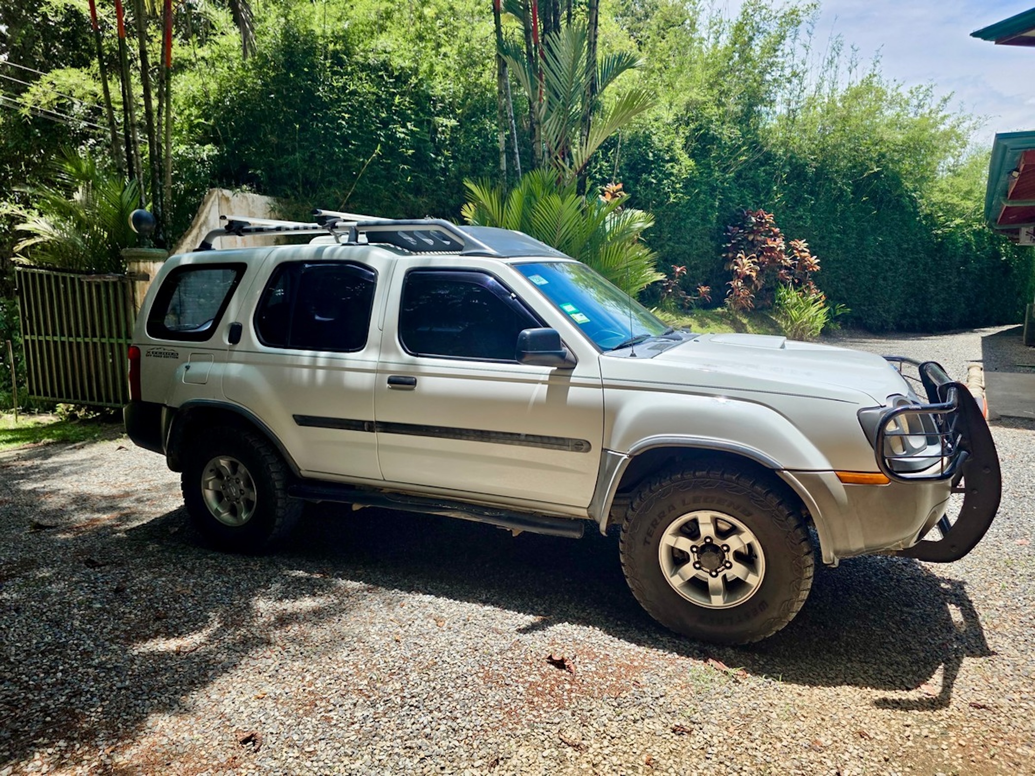 MOUNTAIN RETREAT IN LAGUNAS DE BARÚ – FULLY FURNISHED & TWO 4X4 VEHICLES INCLUDED