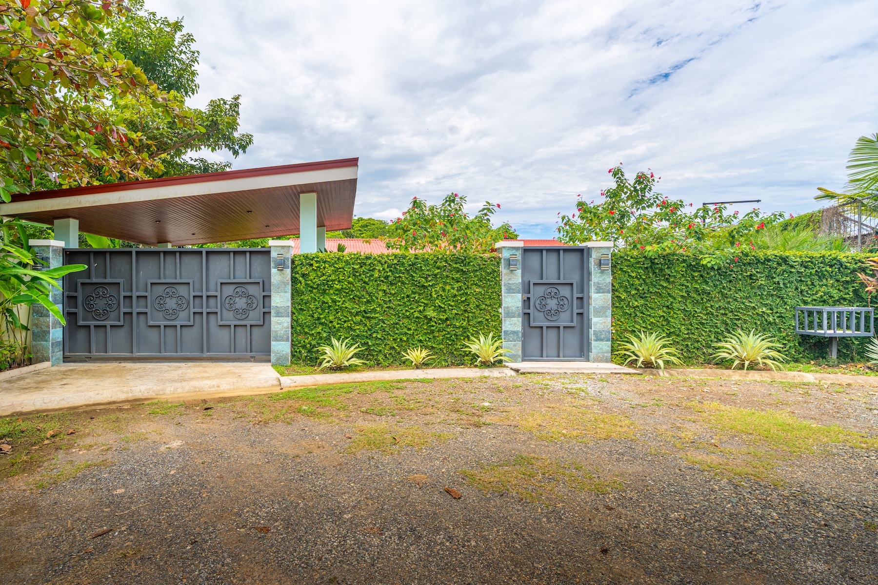 VILLA ESMERALDA RENOVATED HOUSE WITH POOL, IN UVITA