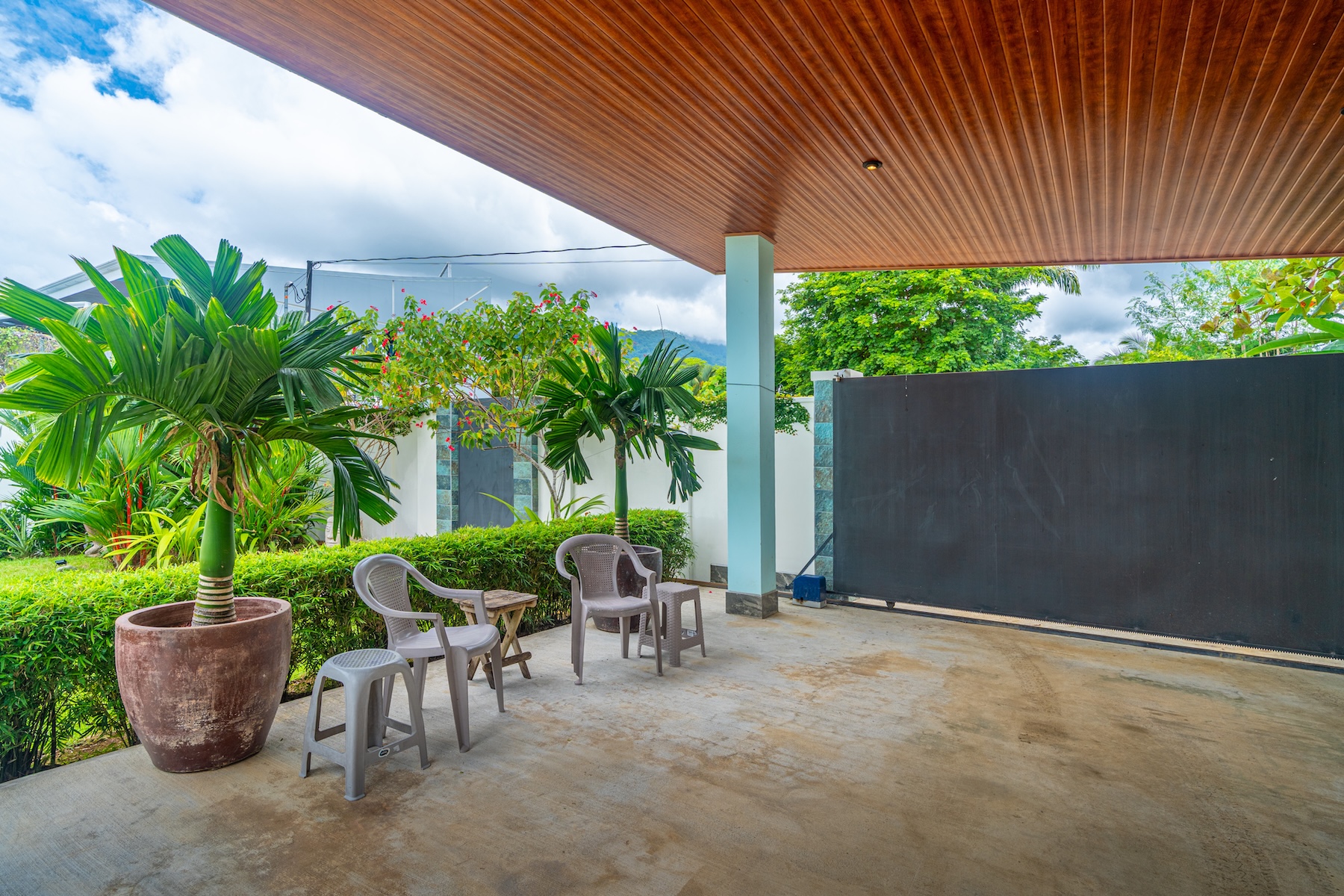 VILLA ESMERALDA RENOVATED HOUSE WITH POOL, IN UVITA