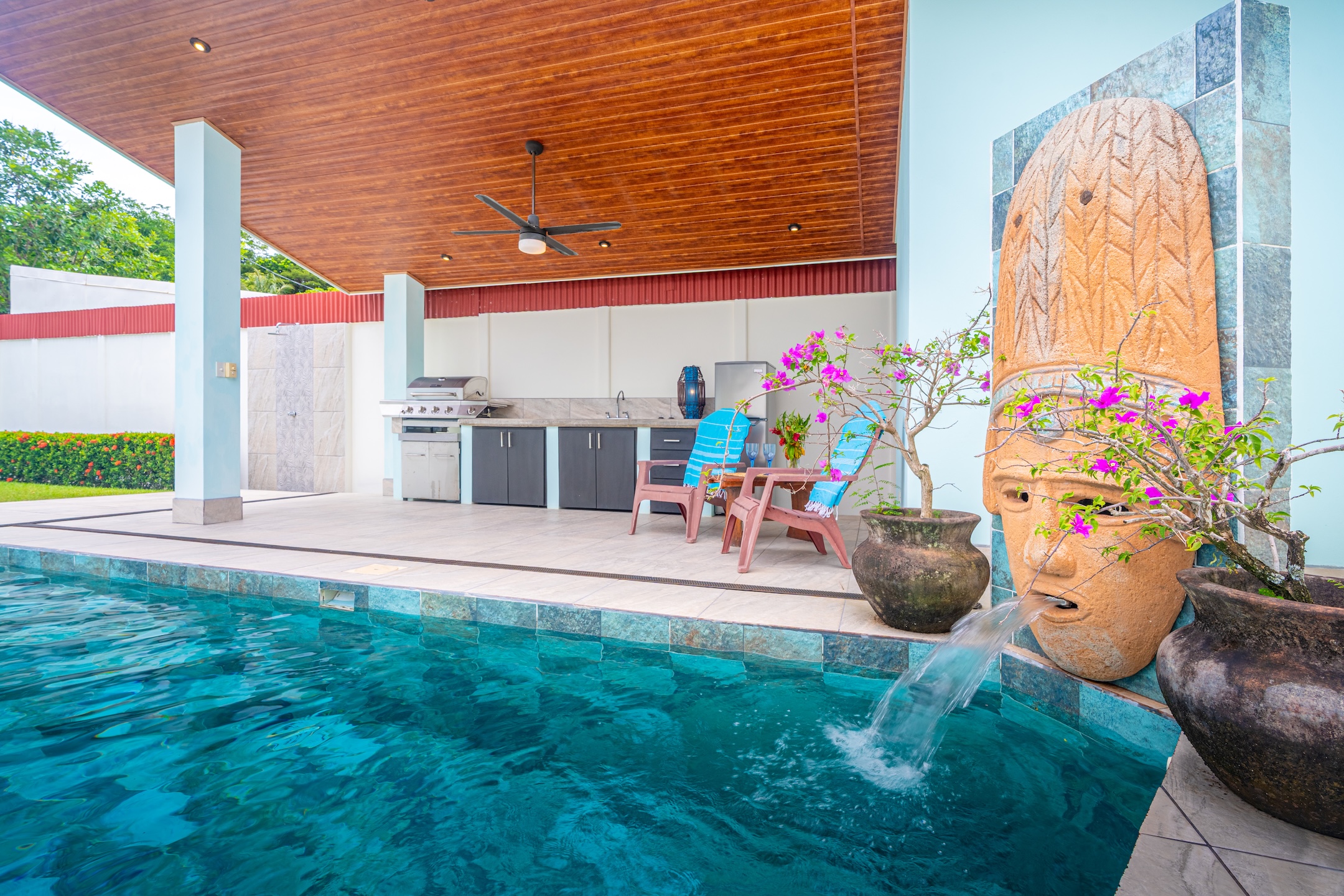 VILLA ESMERALDA RENOVATED HOUSE WITH POOL, IN UVITA