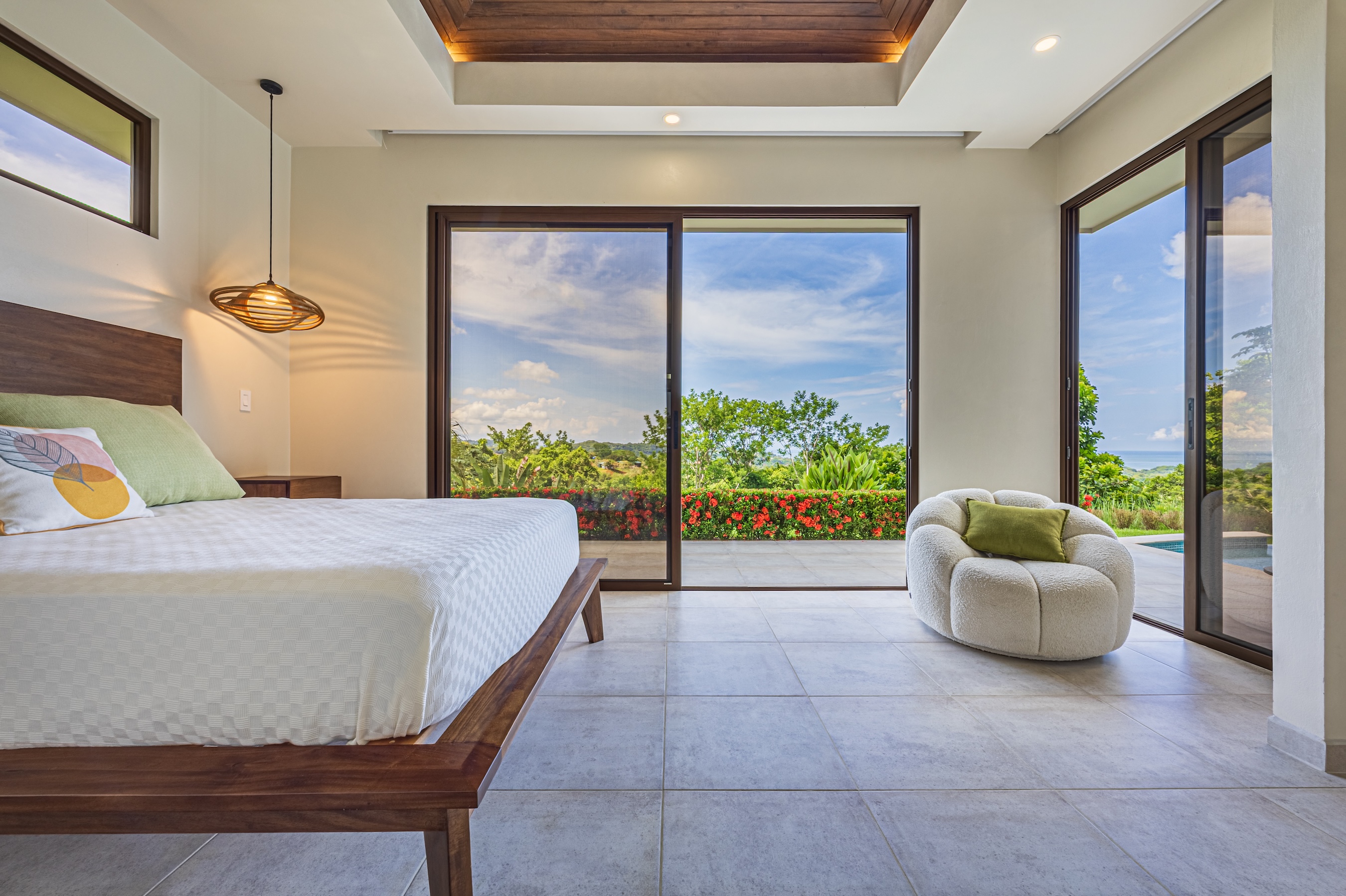 PRIVATE RESIDENCE WITH POOL AND OCEAN AND SUNSET VIEWS, IN OJOCHAL – 1.74 ACRES