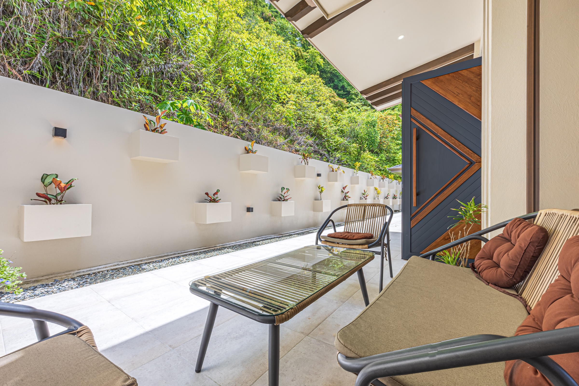 PRIVATE RESIDENCE WITH POOL AND OCEAN AND SUNSET VIEWS, IN OJOCHAL – 1.74 ACRES