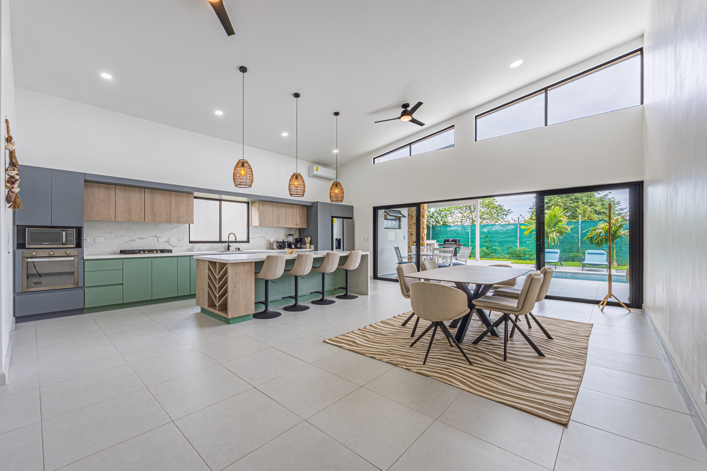 CASA LIBELULA BRAND-NEW MODERN TROPICAL HOME, IN UVITA