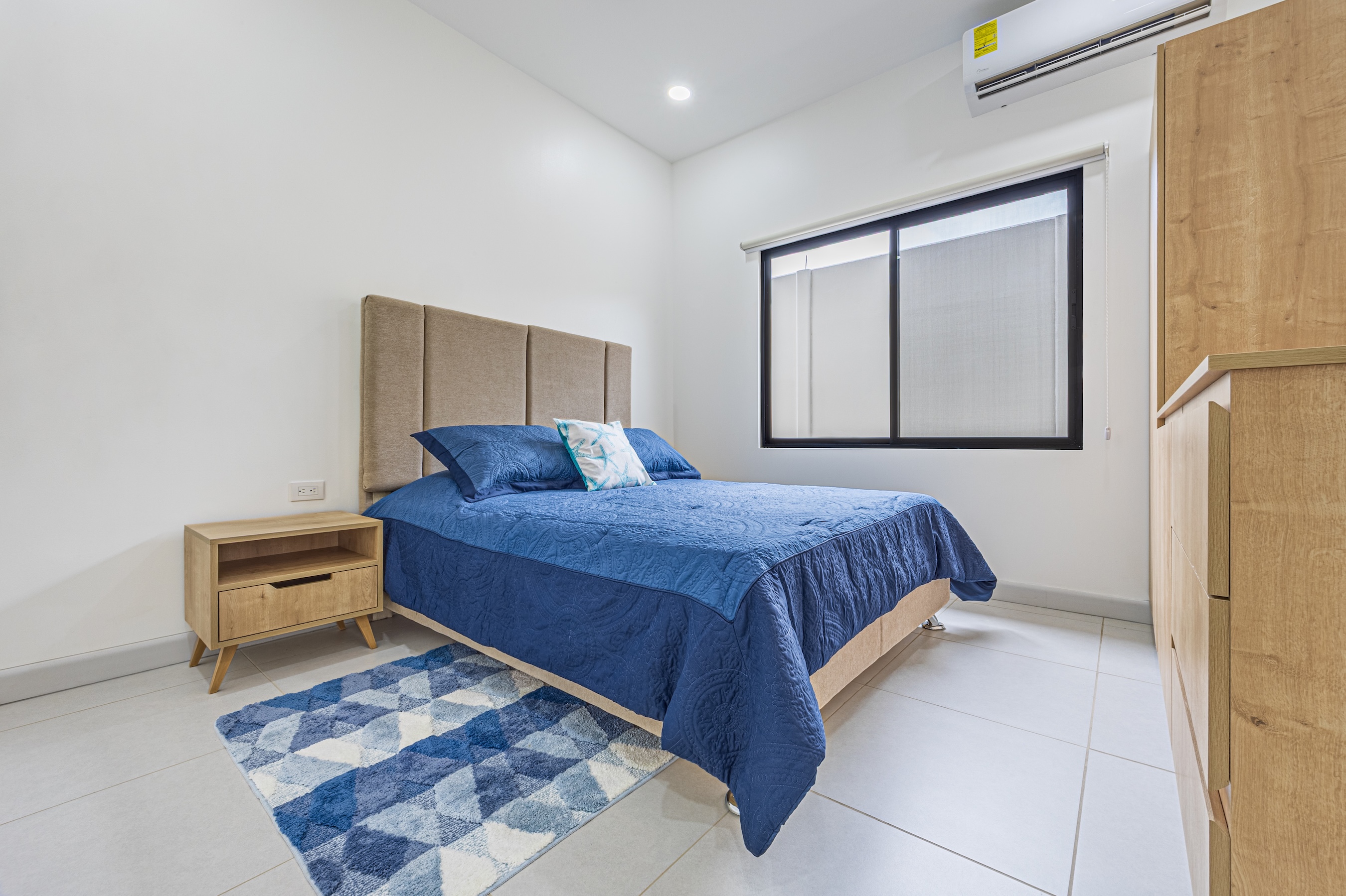 CASA LIBELULA BRAND-NEW MODERN TROPICAL HOME, IN UVITA