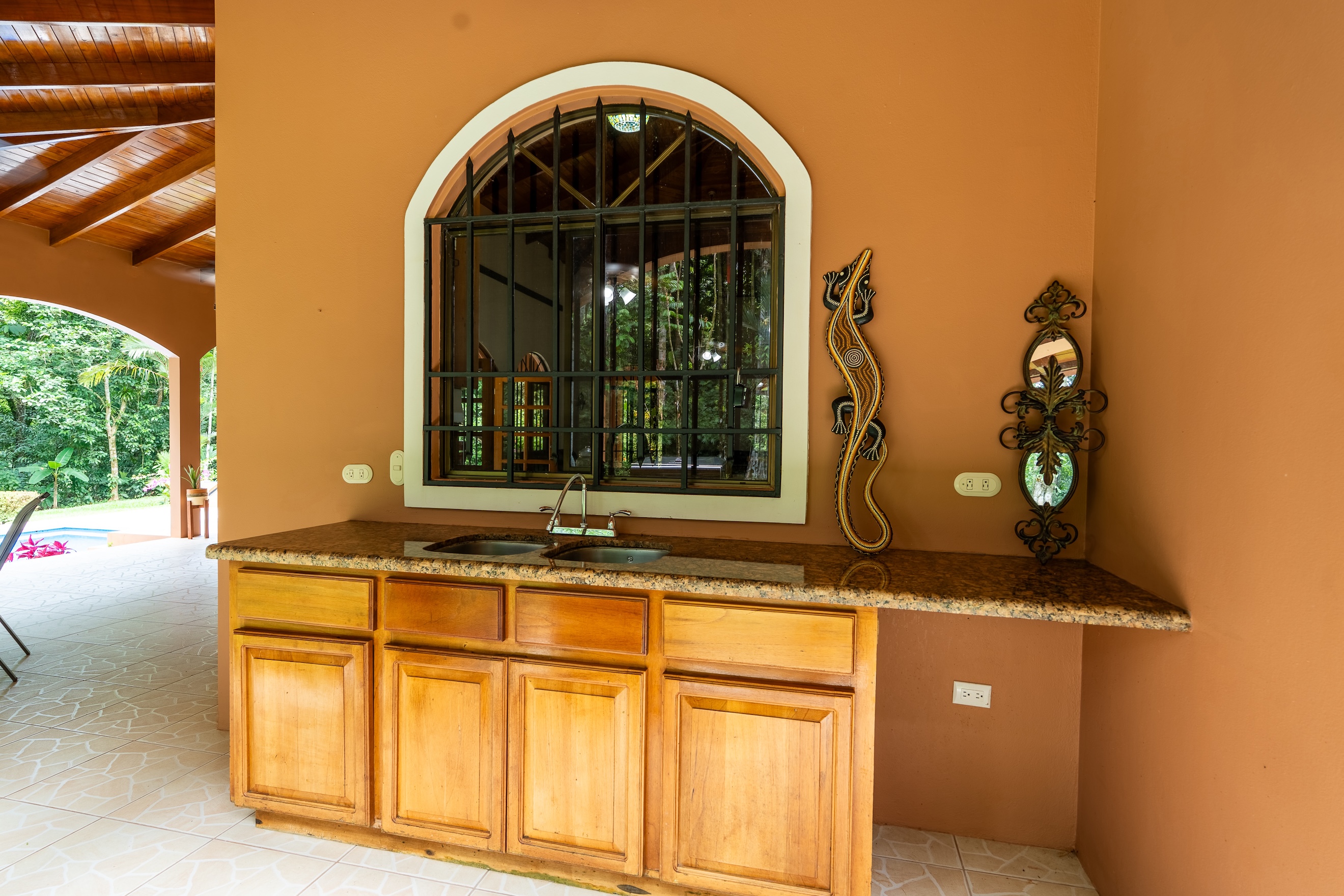 TROPICAL HOME WITH 2-BEDROOM POOL AND STREAM, IN OJOCHAL – 1.6 ACRES