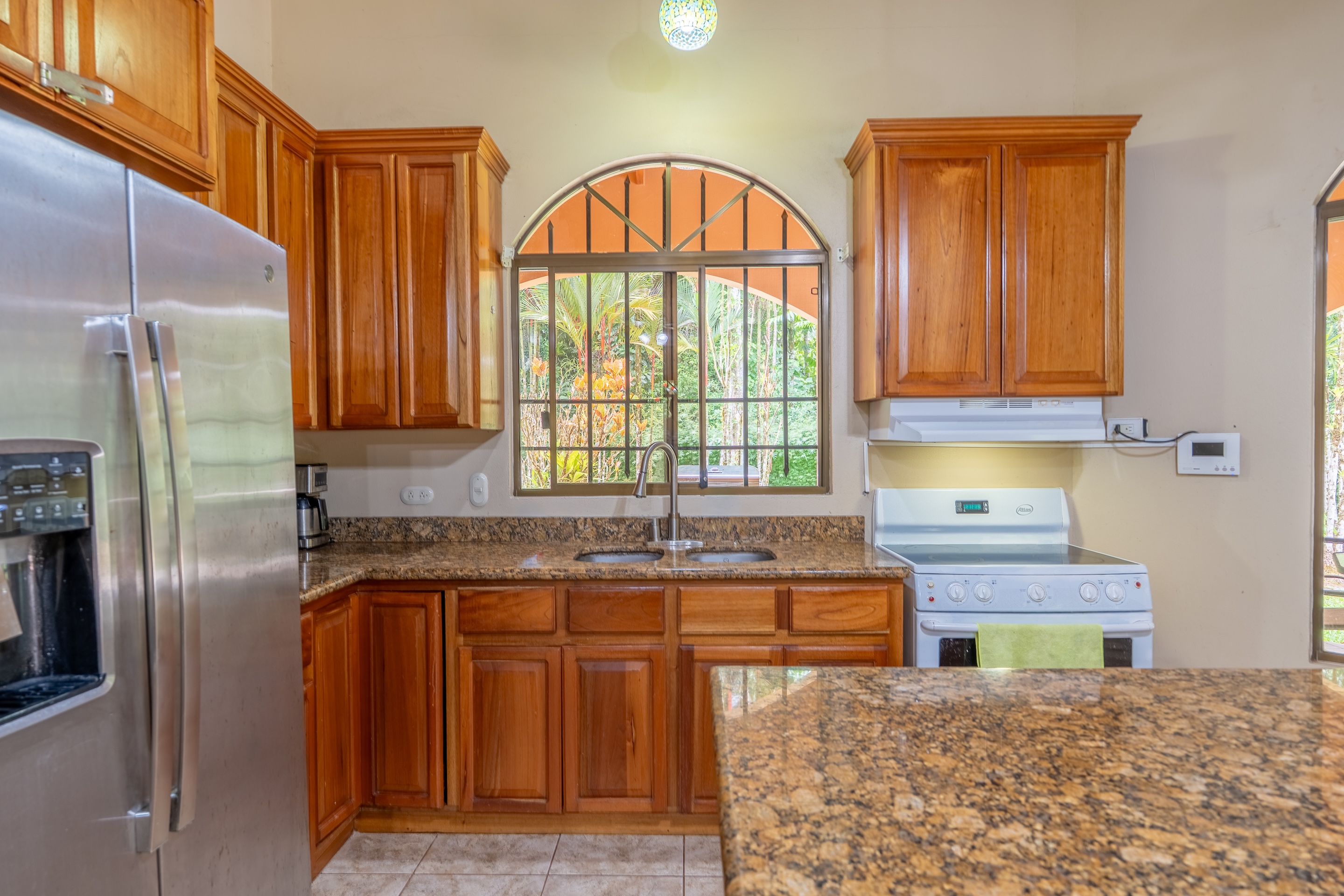 TROPICAL HOME WITH 2-BEDROOM POOL AND STREAM, IN OJOCHAL – 1.6 ACRES