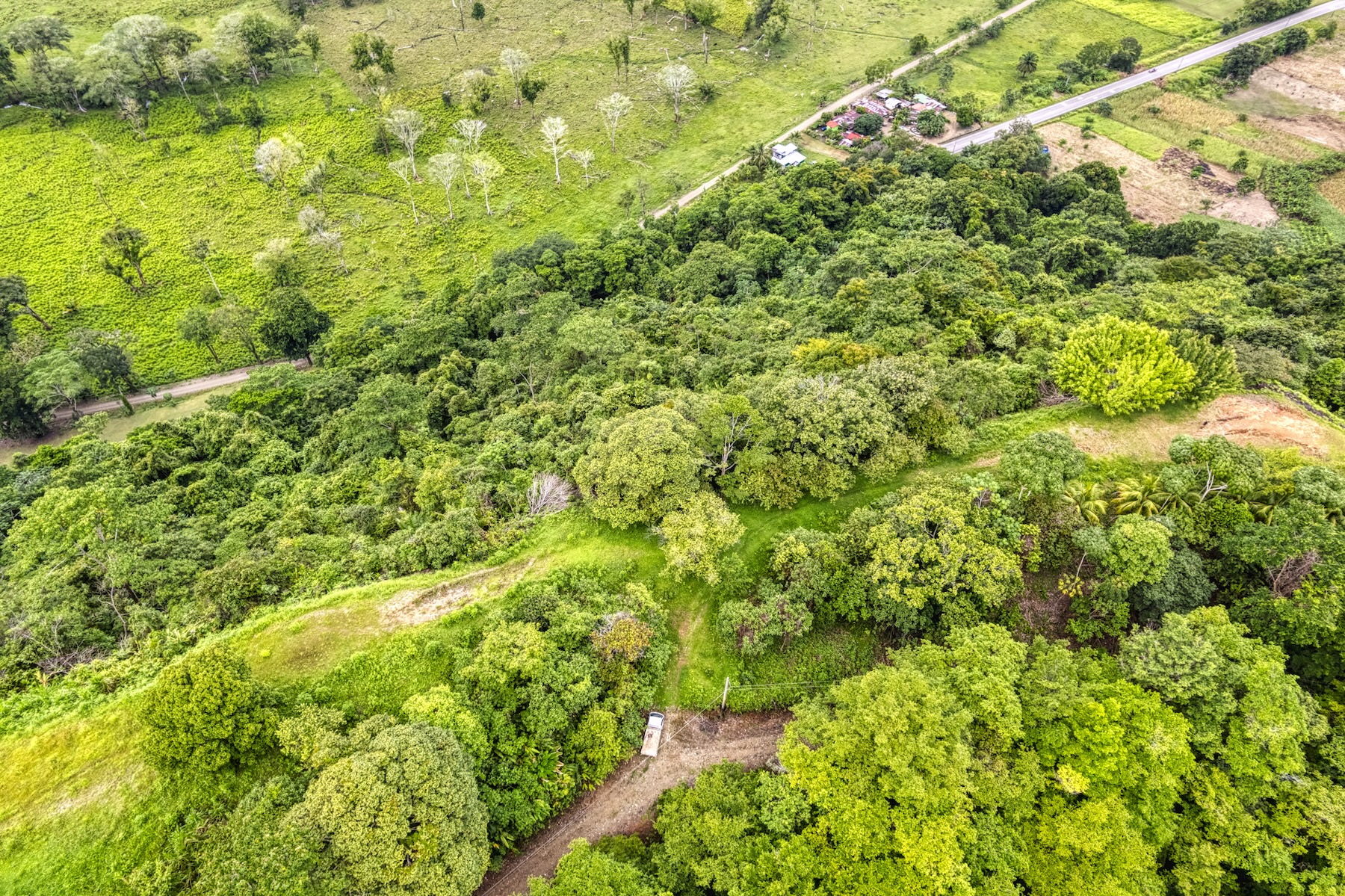 LOT 4 WITH A LARGE BUILDING AREA AND MOUNTAIN VIEWS, IN TRES RÍOS