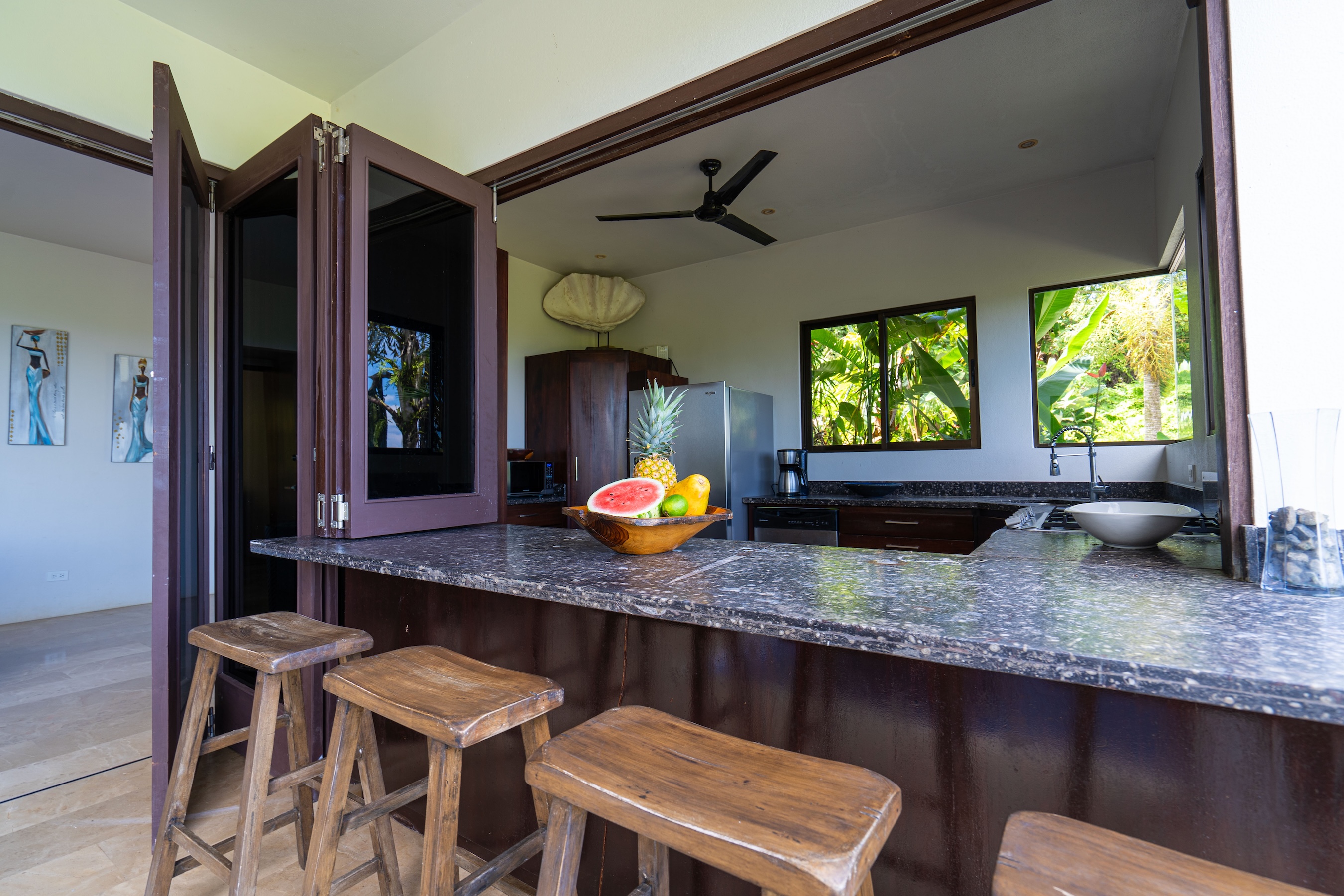 PRIVATE 4-BEDROOM RESIDENCE WITH PANORAMIC OCEAN VIEWS, IN DOMINICALITO – 1.48 ACRES