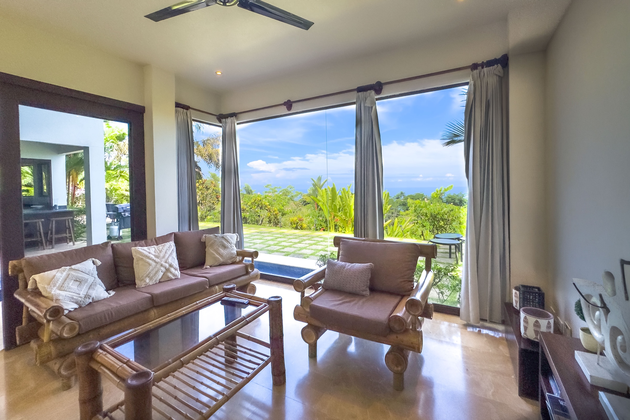 PRIVATE 4-BEDROOM RESIDENCE WITH PANORAMIC OCEAN VIEWS, IN DOMINICALITO – 1.48 ACRES