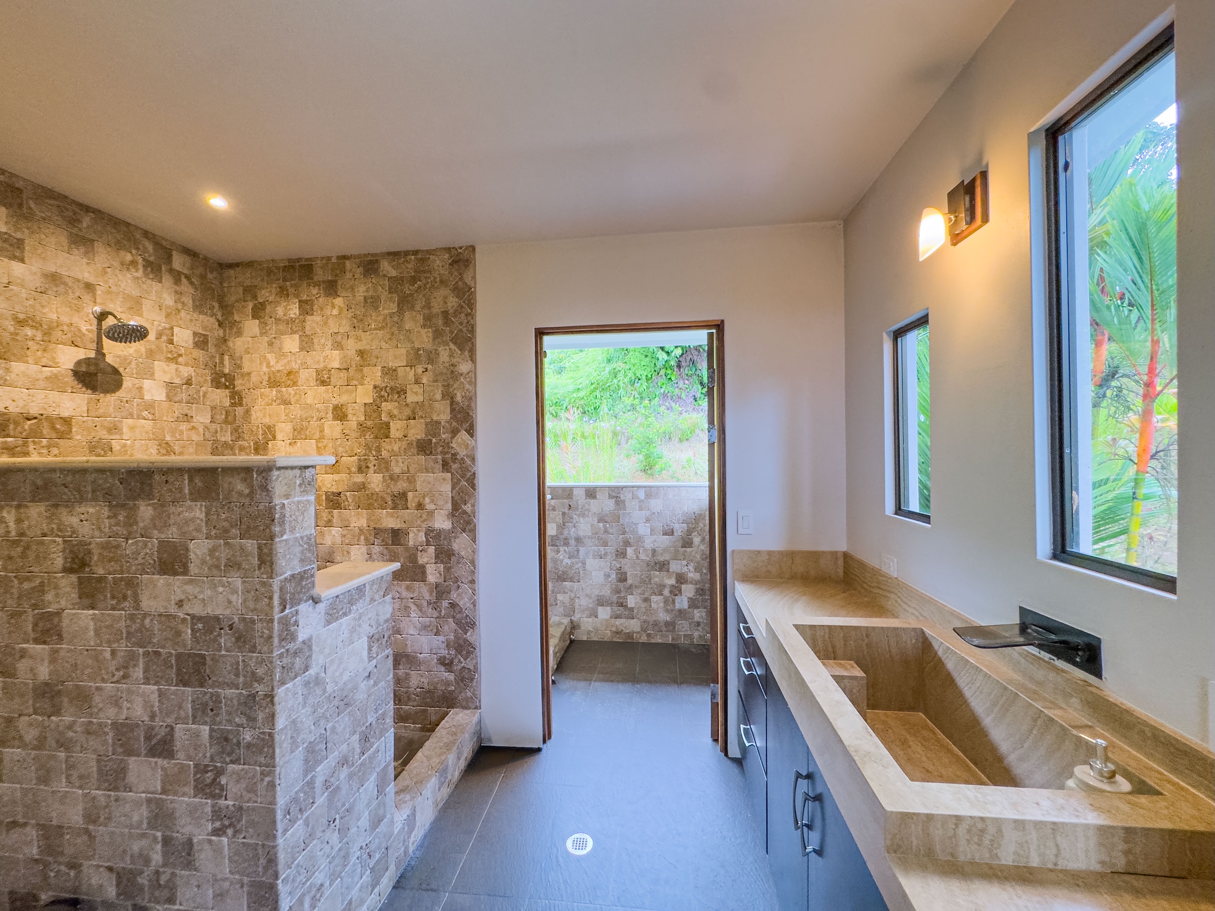 PRIVATE 4-BEDROOM RESIDENCE WITH PANORAMIC OCEAN VIEWS, IN DOMINICALITO – 1.48 ACRES